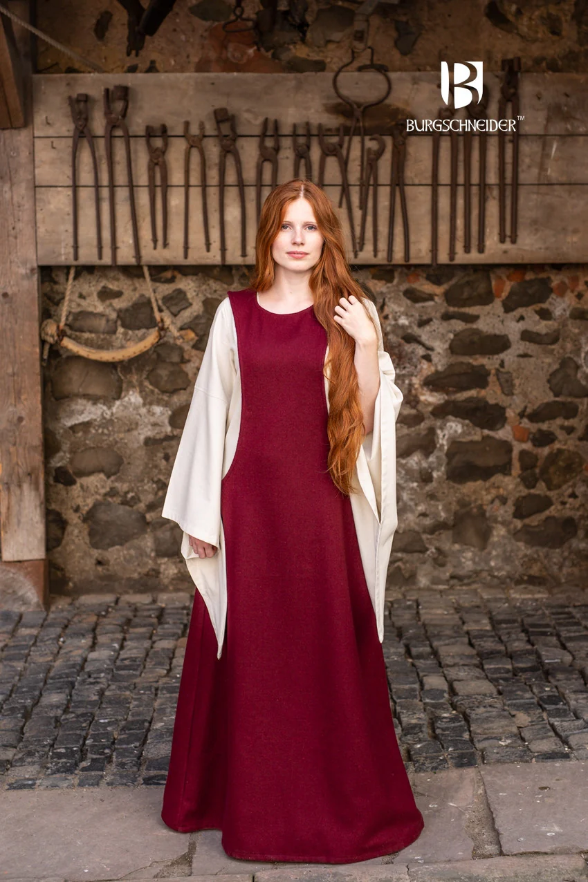 Wool Surcot Albrun - Image 8