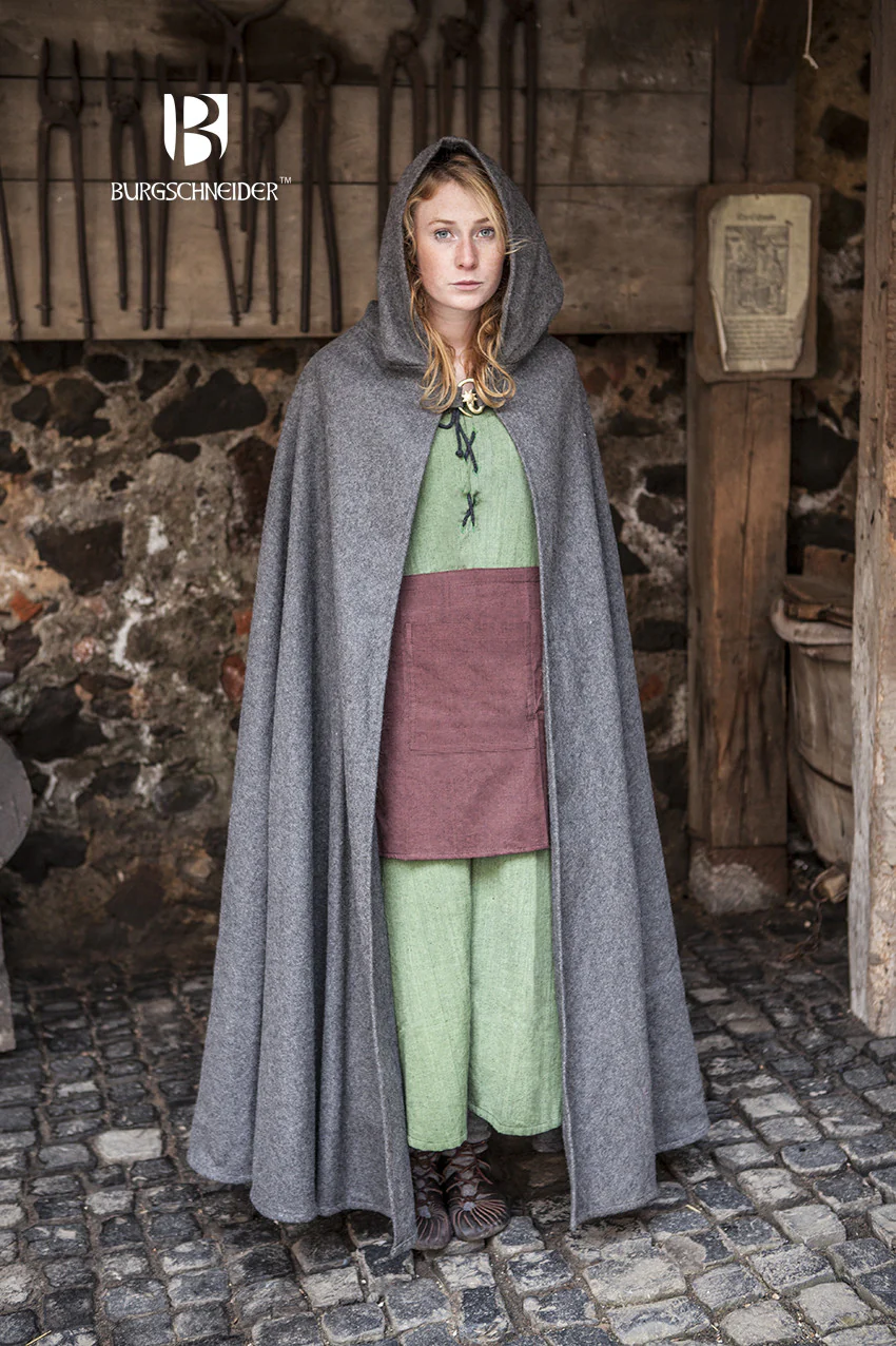 Wool Hooded Cloak Hibernus - Image 35