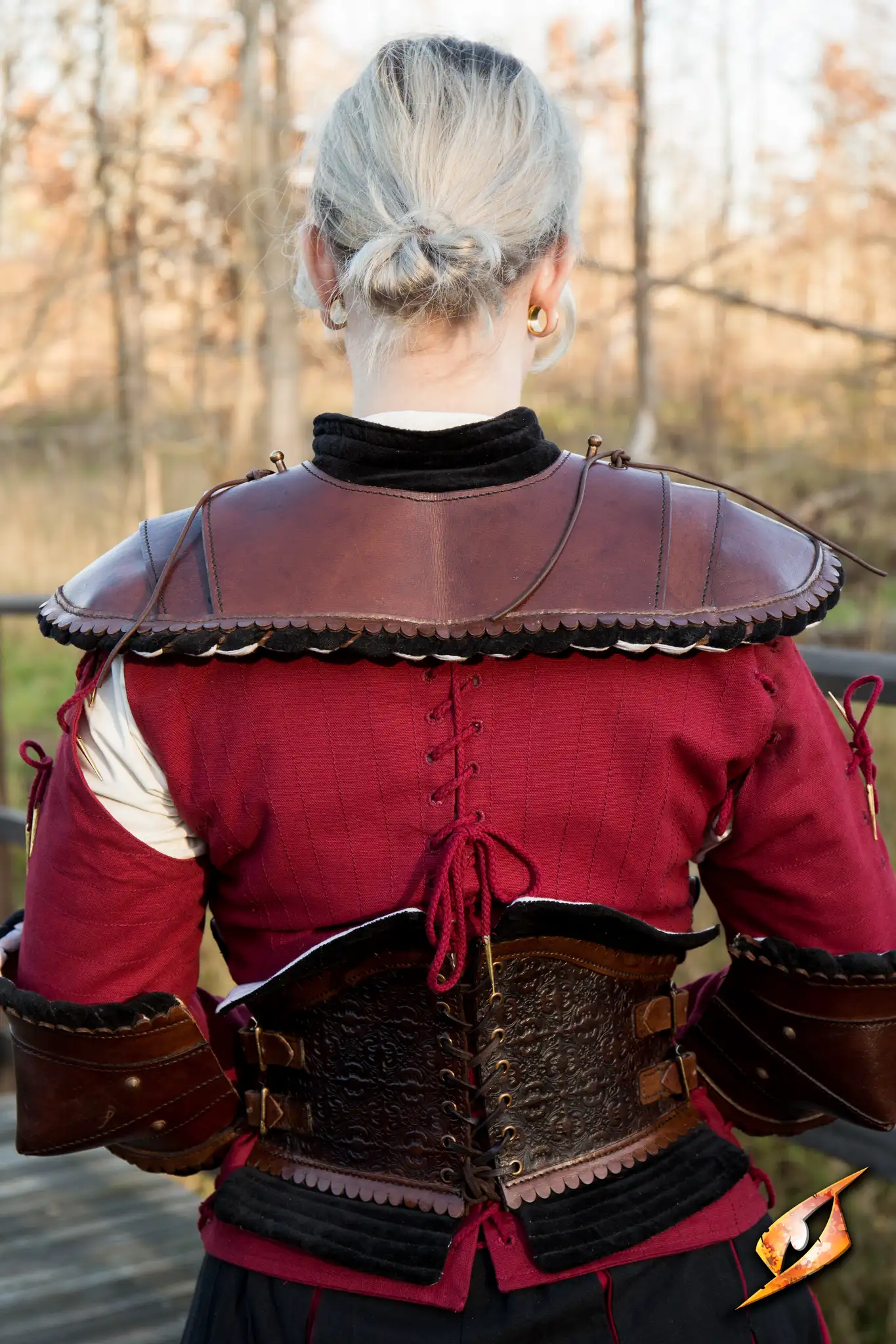 Noble Leather Gorget - Image 6