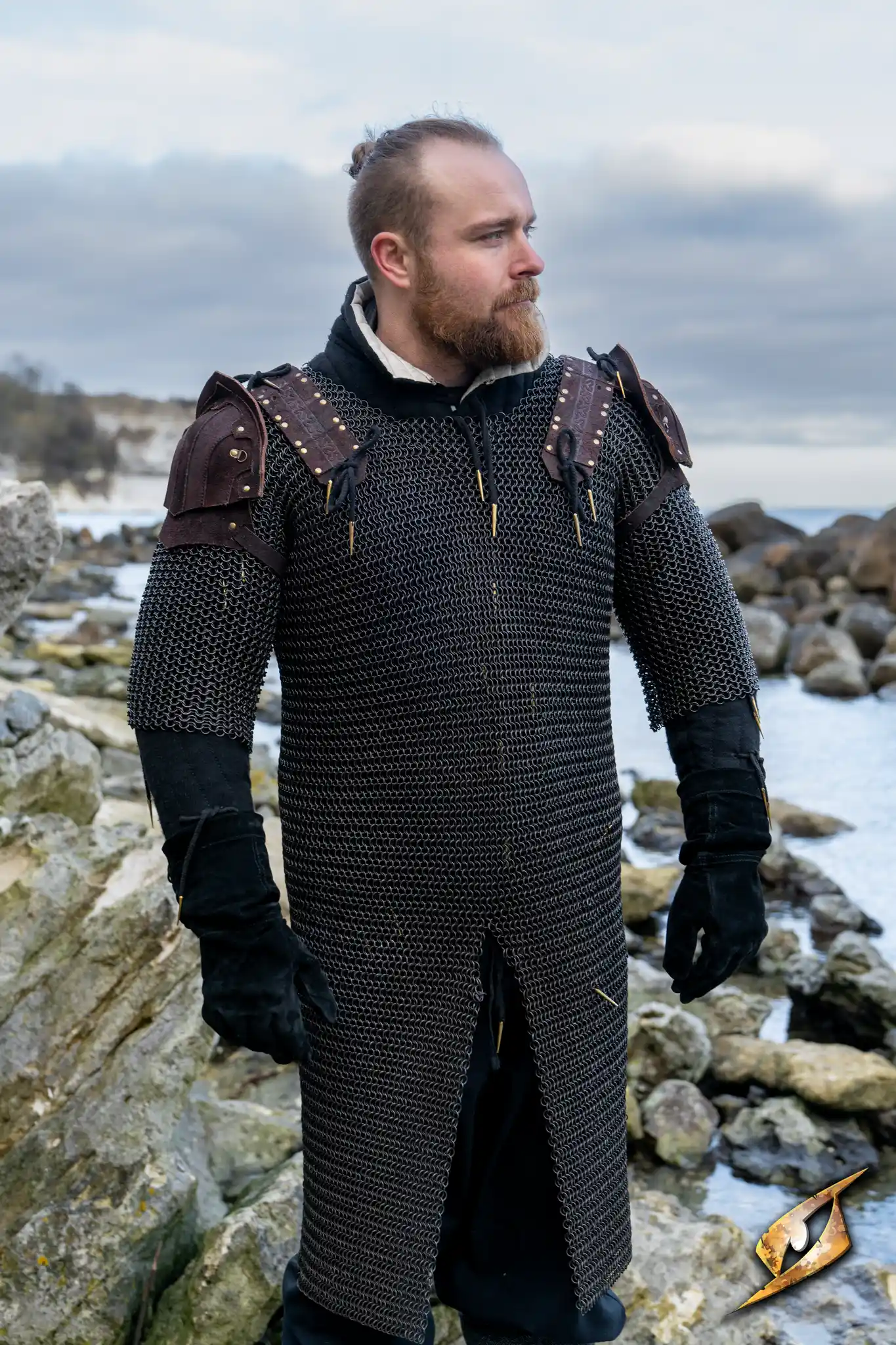 Woodsman Suede Shoulder Armour - Image 18