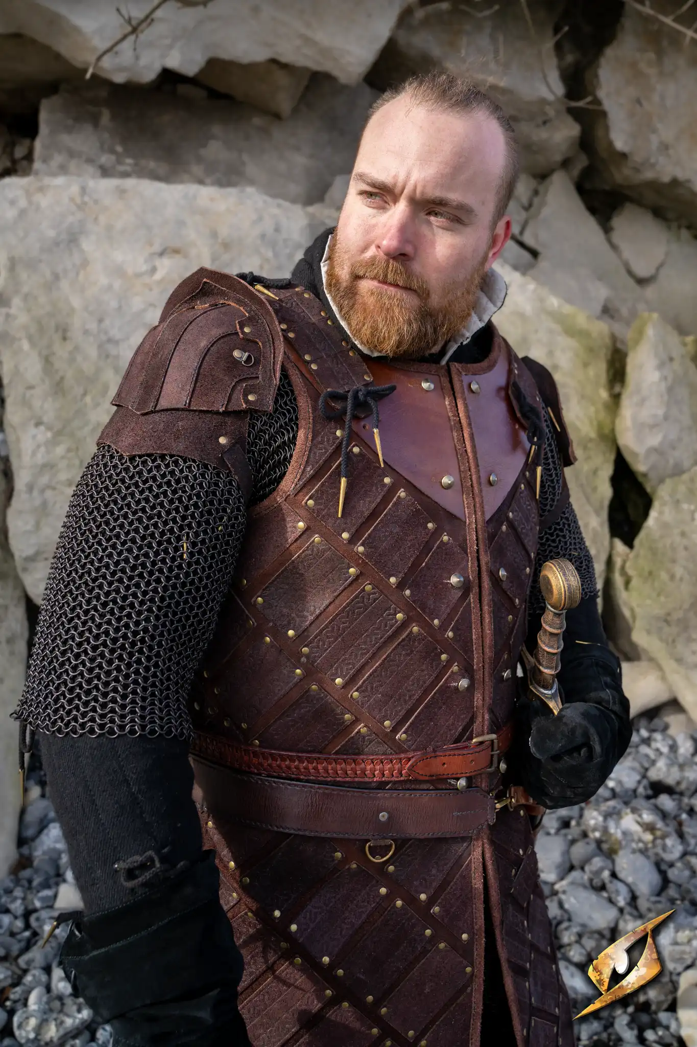 Woodsman Suede Shoulder Armour - Image 19