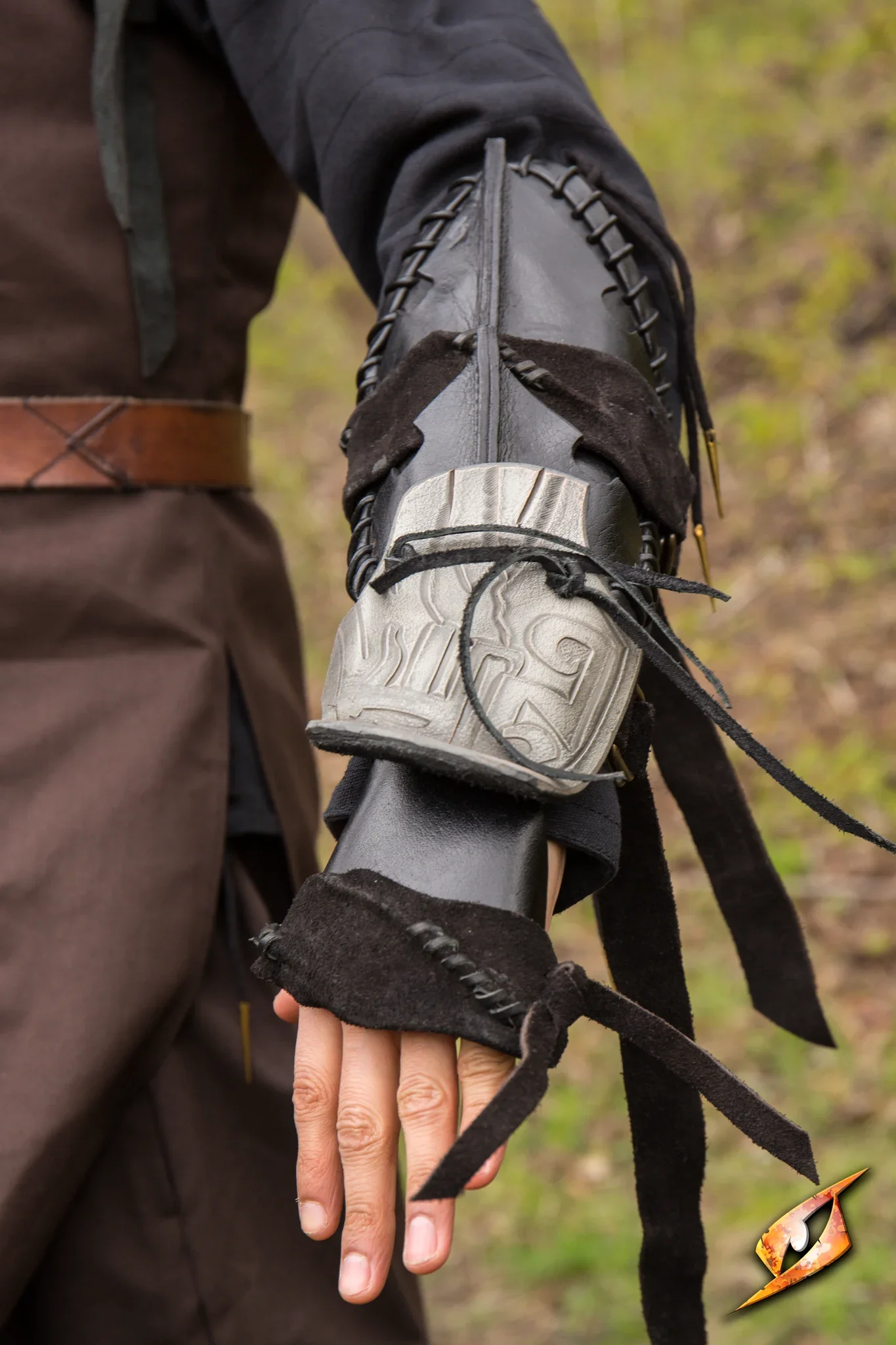 Bone Bracer - Image 13