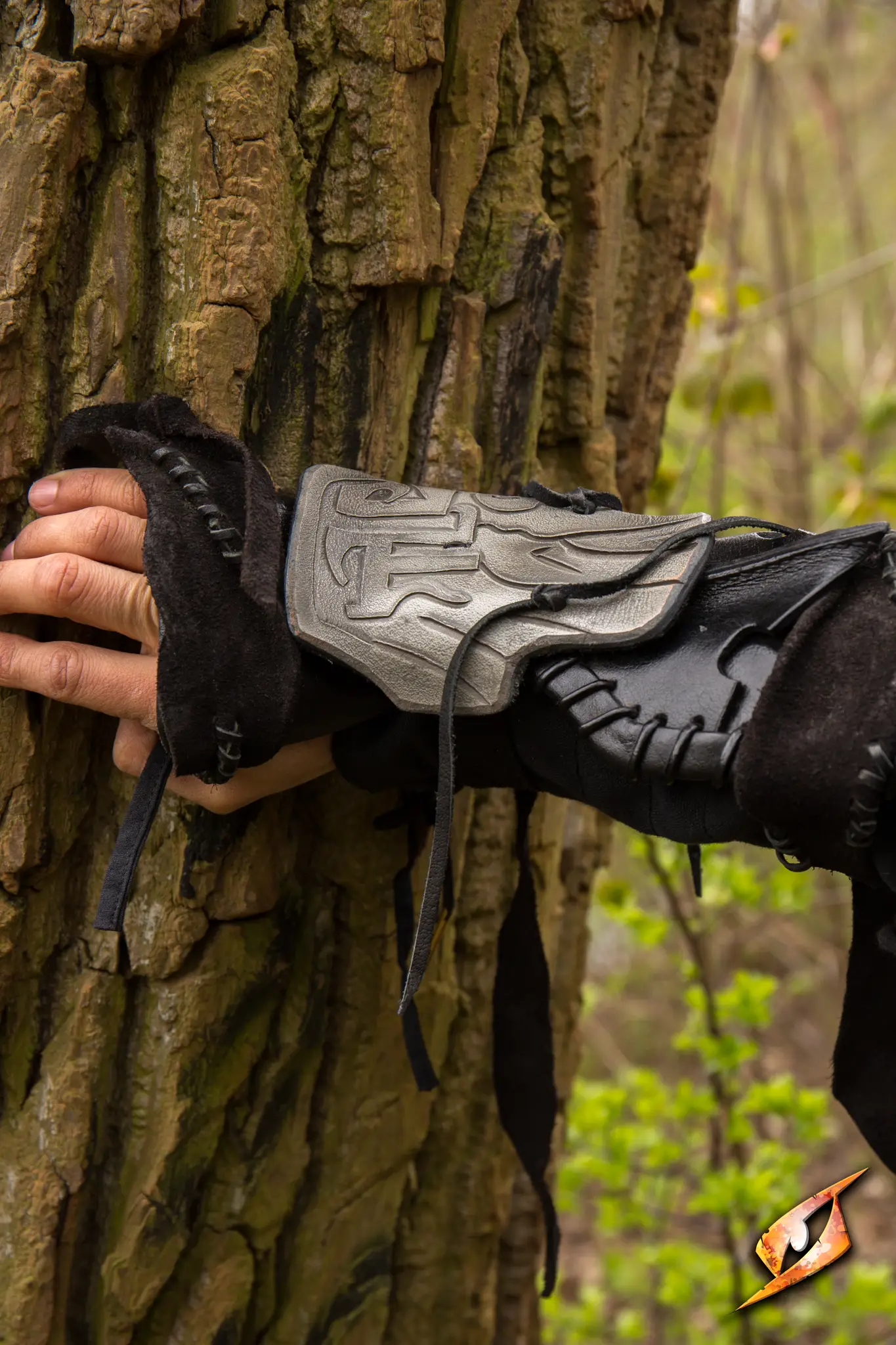 Bone Bracer - Image 3
