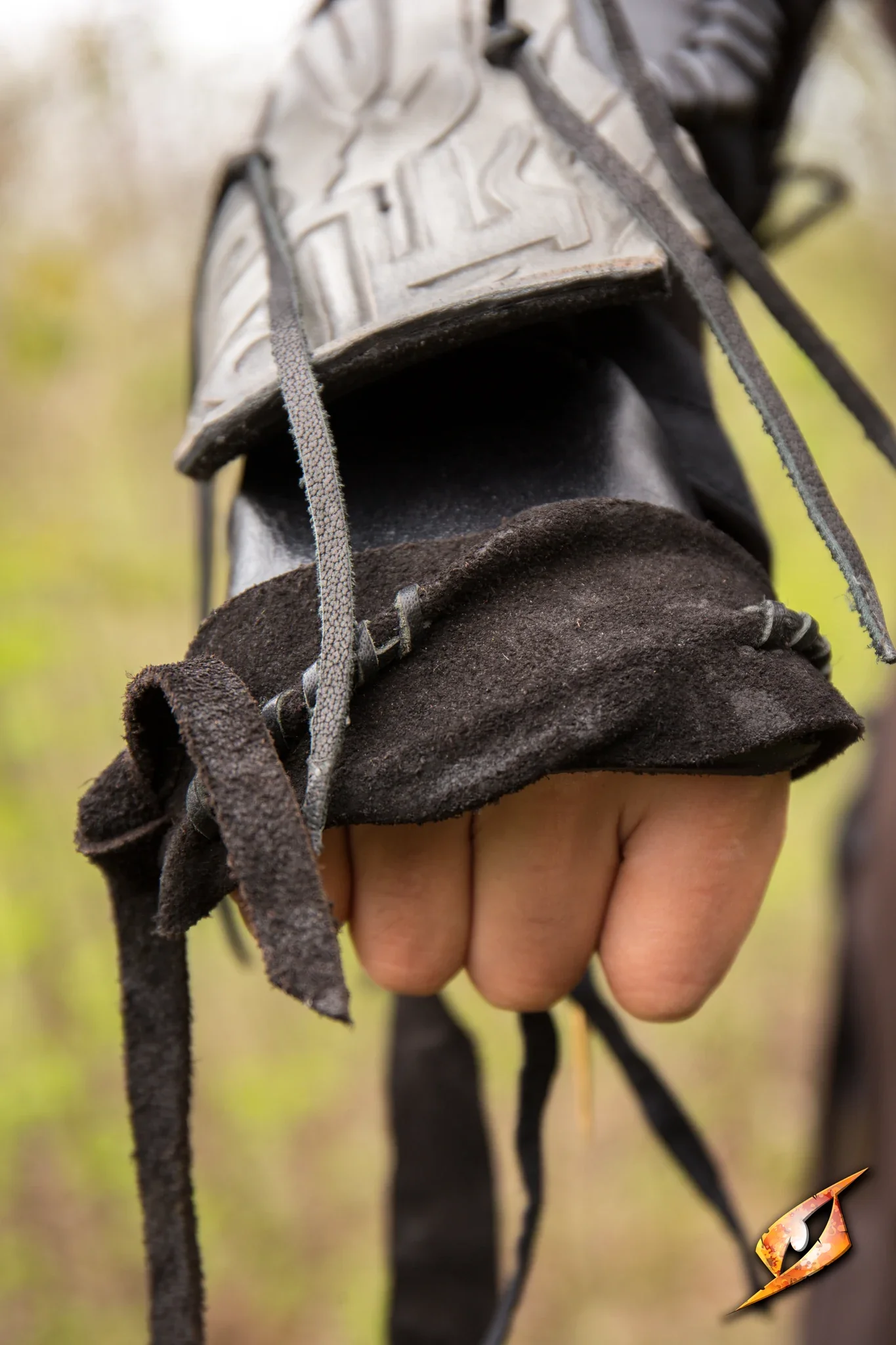 Bone Bracer - Image 6