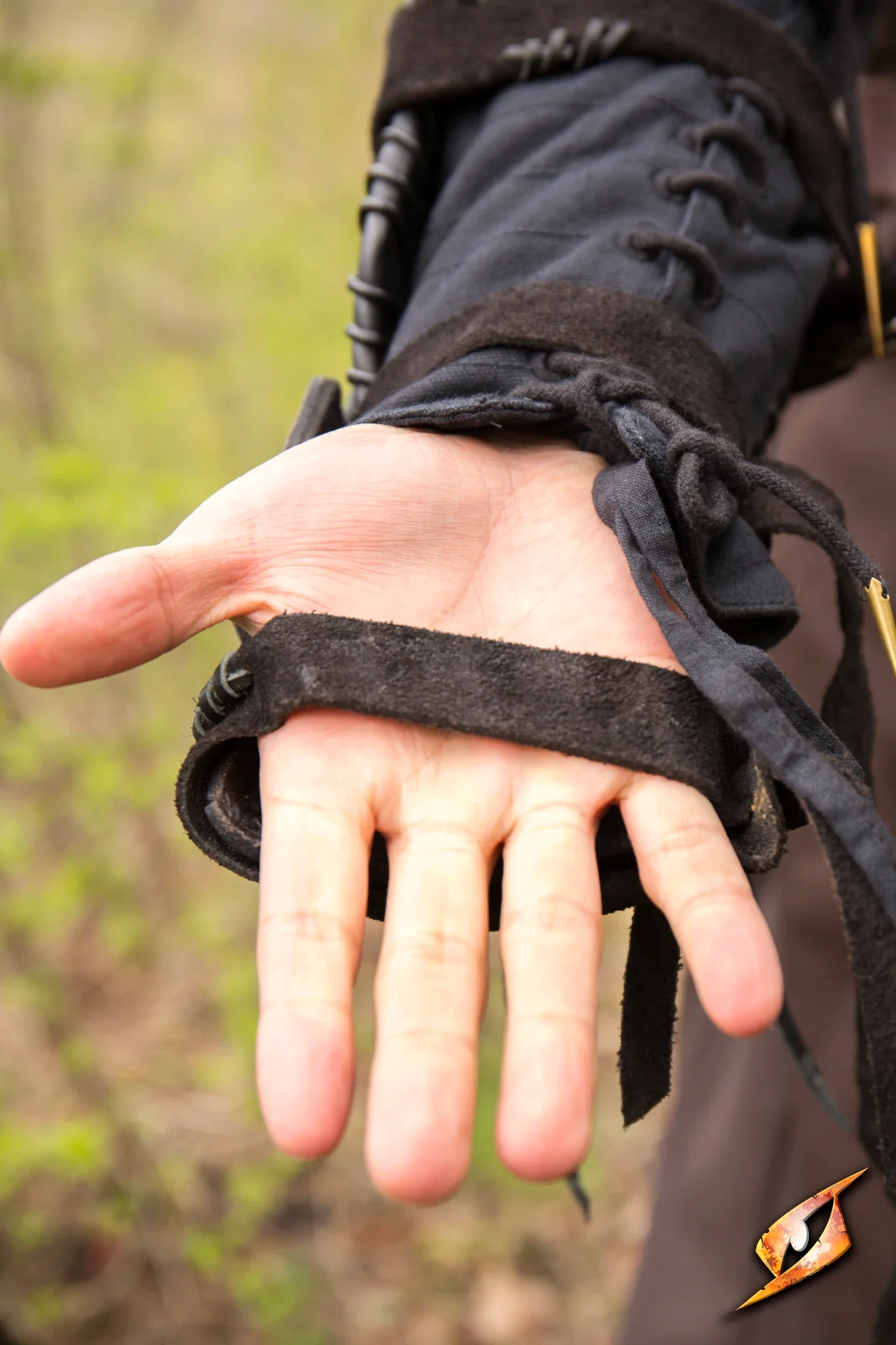 Bone Bracer - Image 7