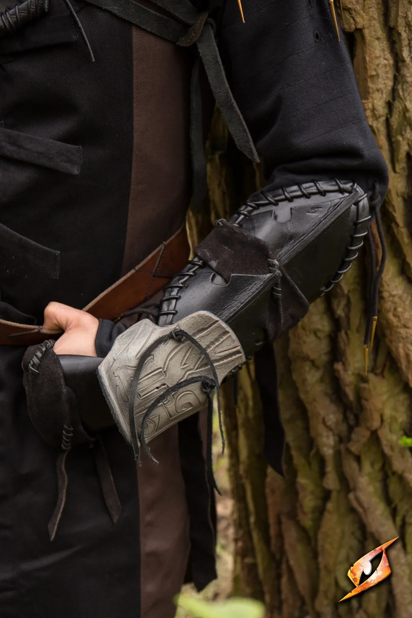 Bone Bracer - Image 9