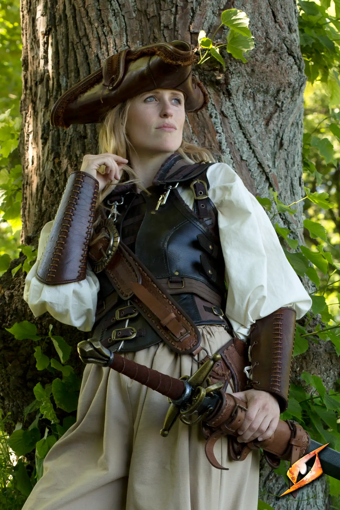 Bracers Squire - Image 4