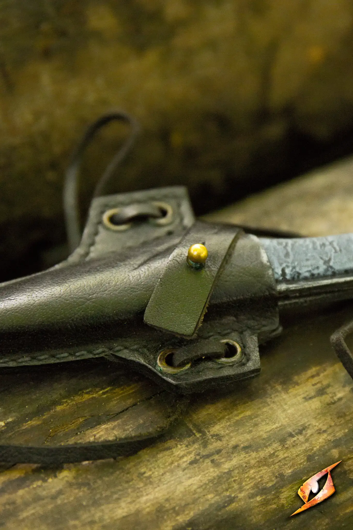 Cutthroat Knife & Holder - Image 11