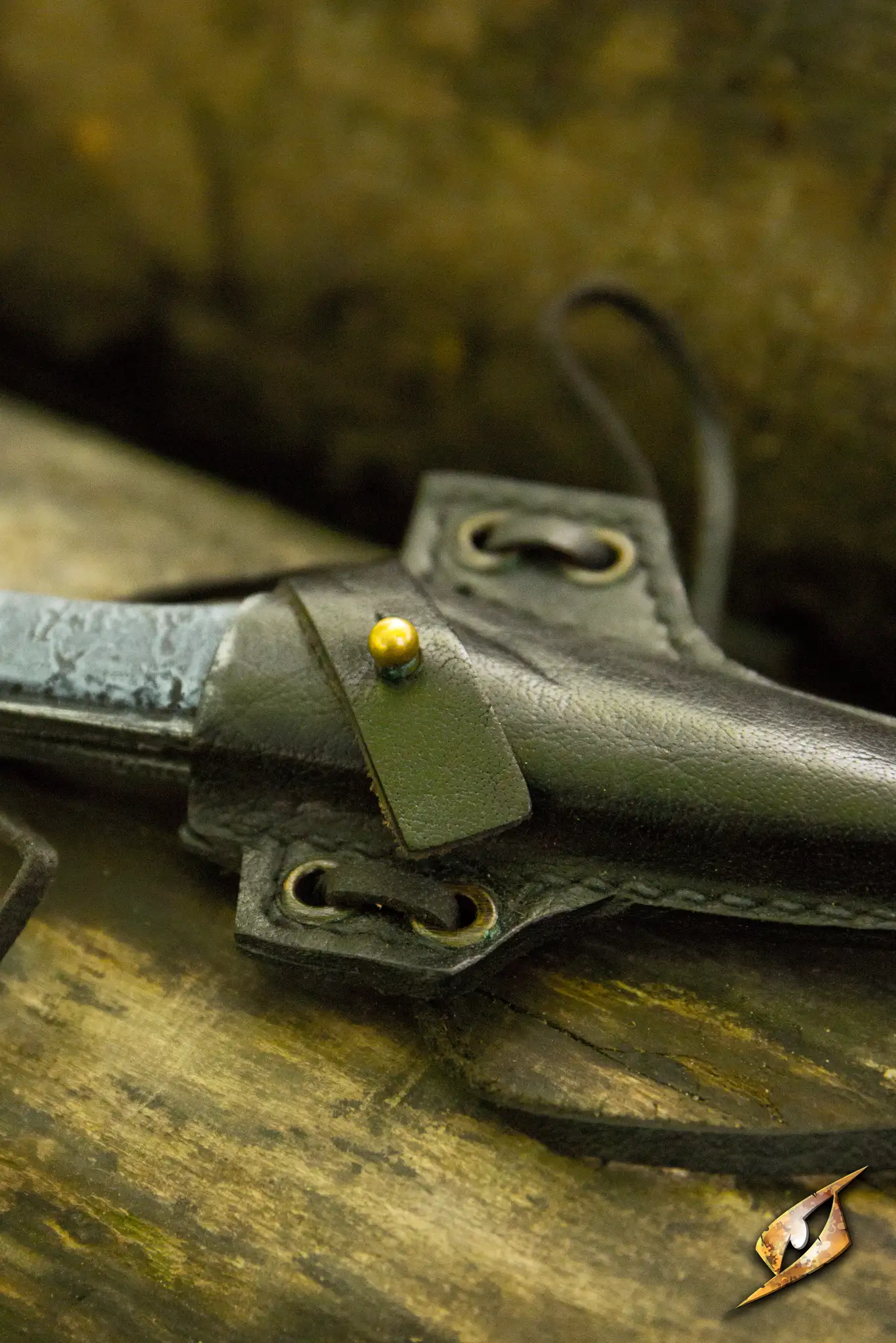 Cutthroat Knife & Holder - Image 9