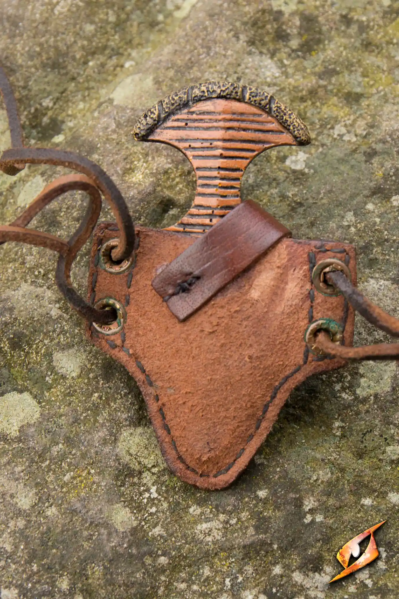 Push Dagger & Holder - Image 2