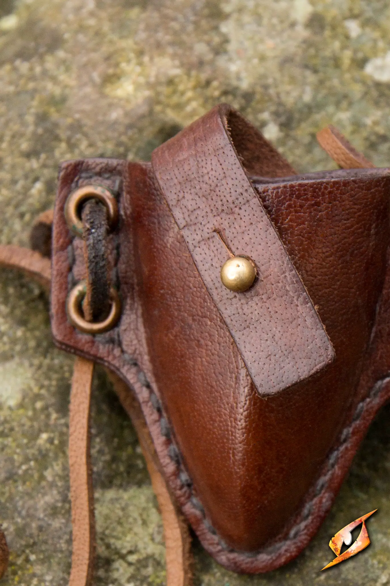 Push Dagger & Holder - Image 3