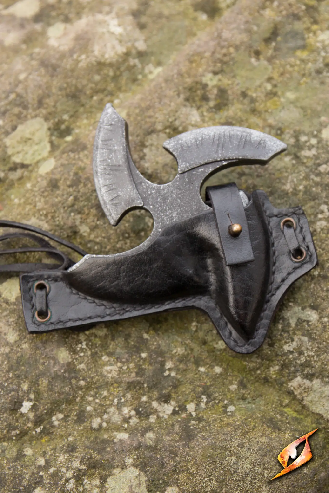 Black Shuriken & Holder - Image 7