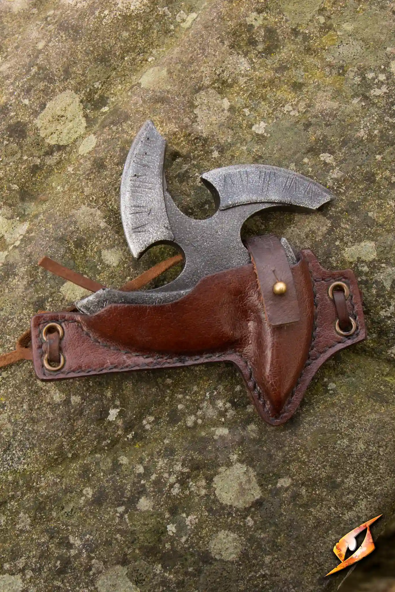 Black Shuriken & Holder - Image 8