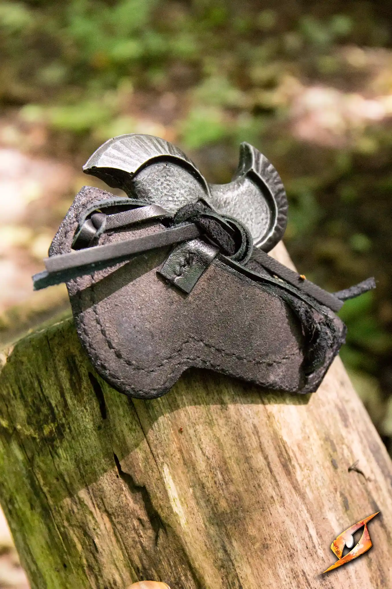 Tornado Shuriken & Holder - Image 4
