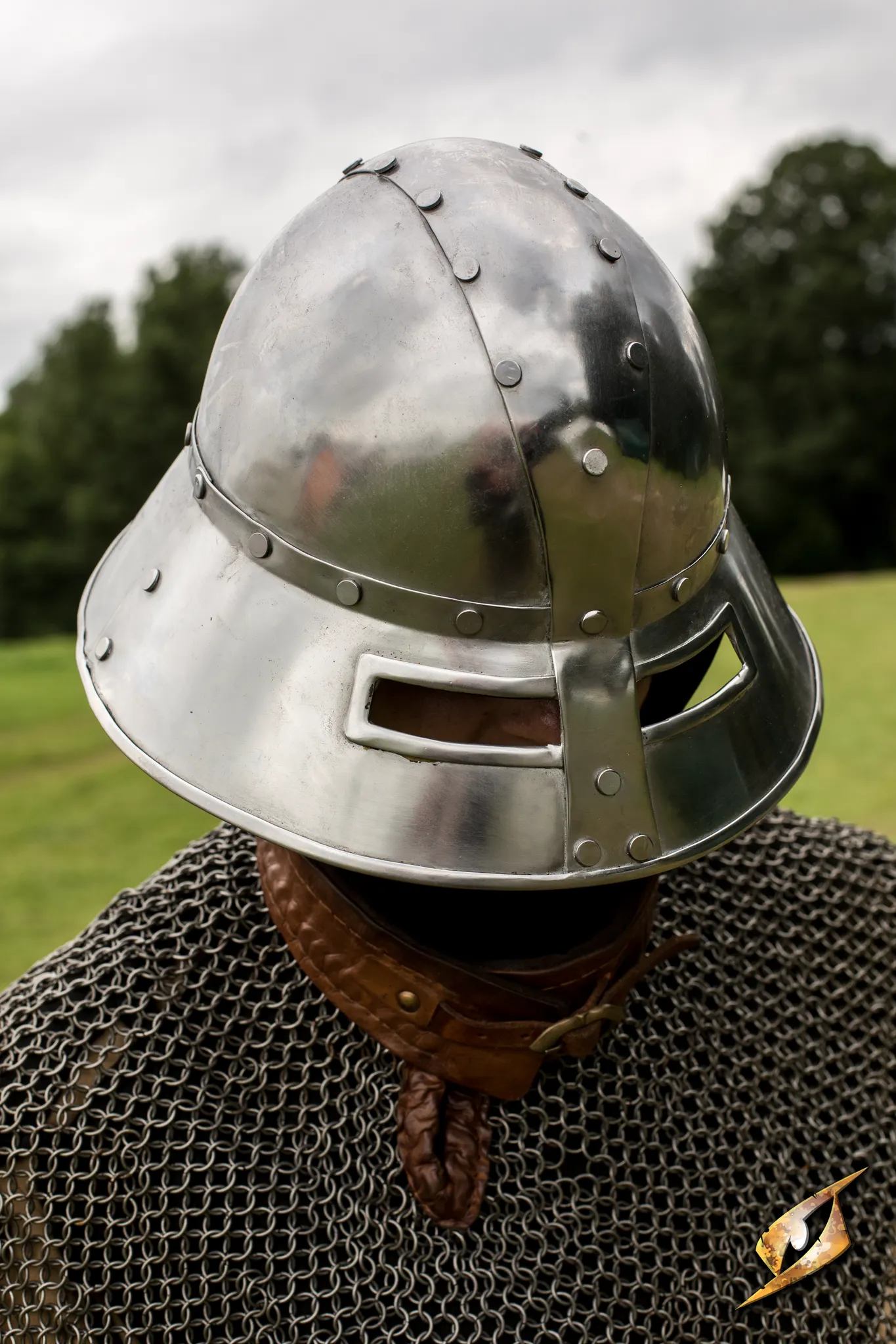 Guardsman Helmet - Image 4