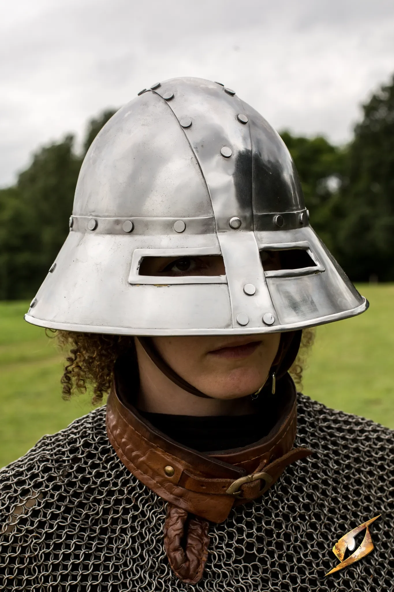 Guardsman Helmet - Image 9