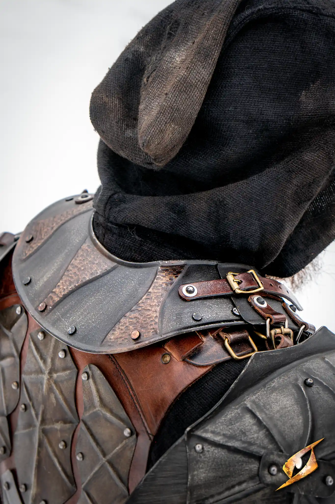 Raider Gorget - Image 3