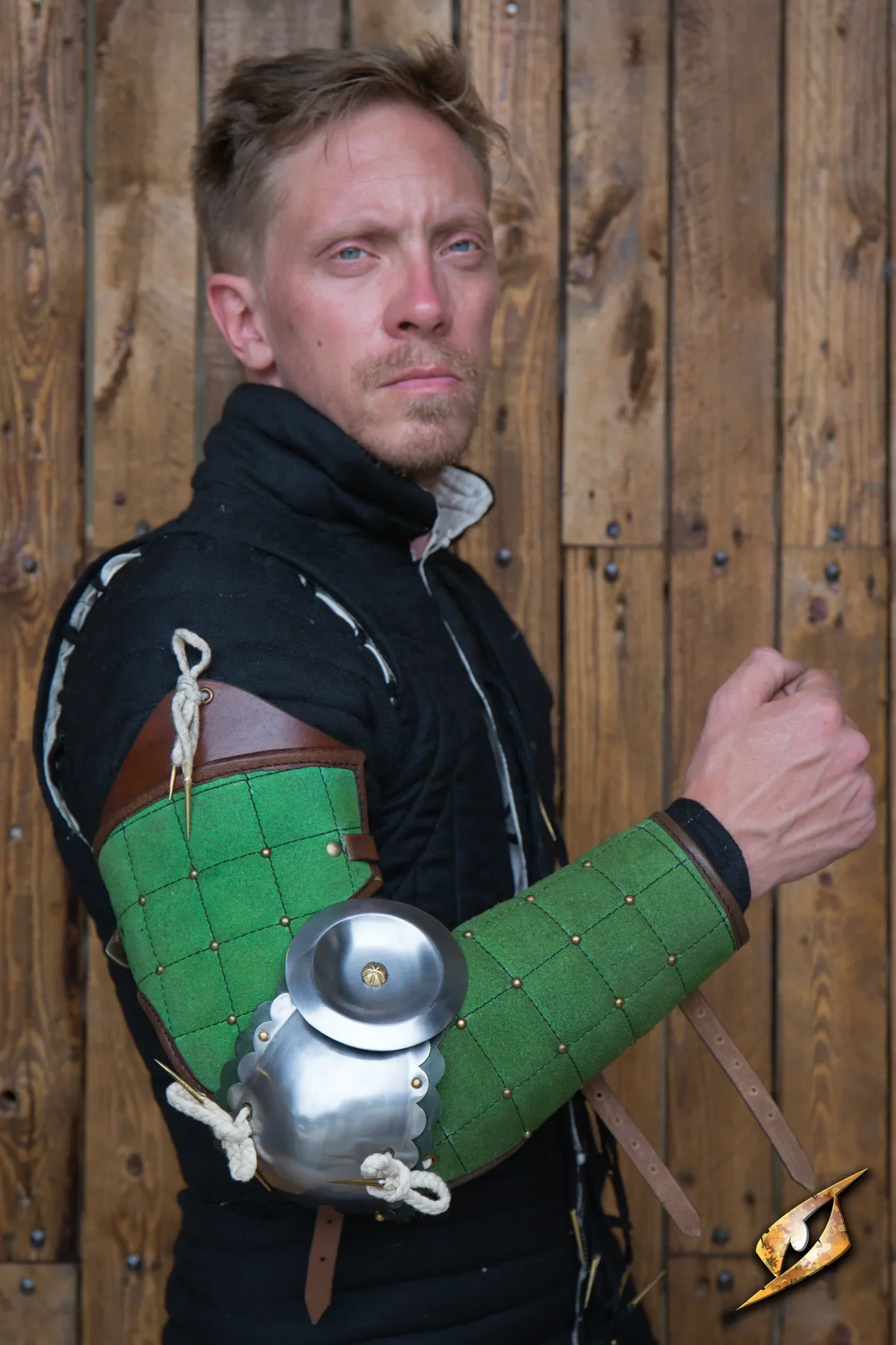 Splint Bracers - Image 18