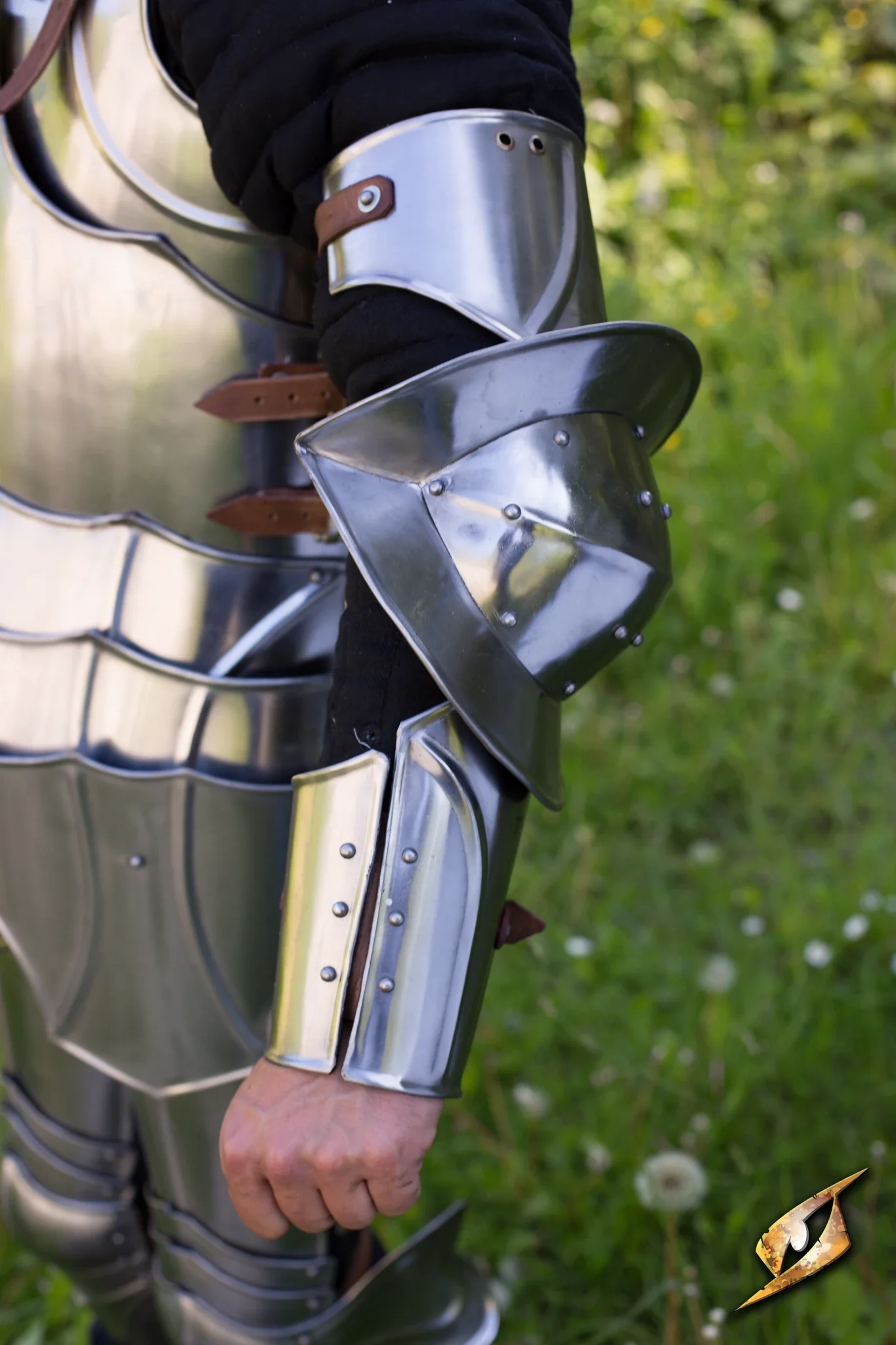 Gothic Arm Protection - Image 3