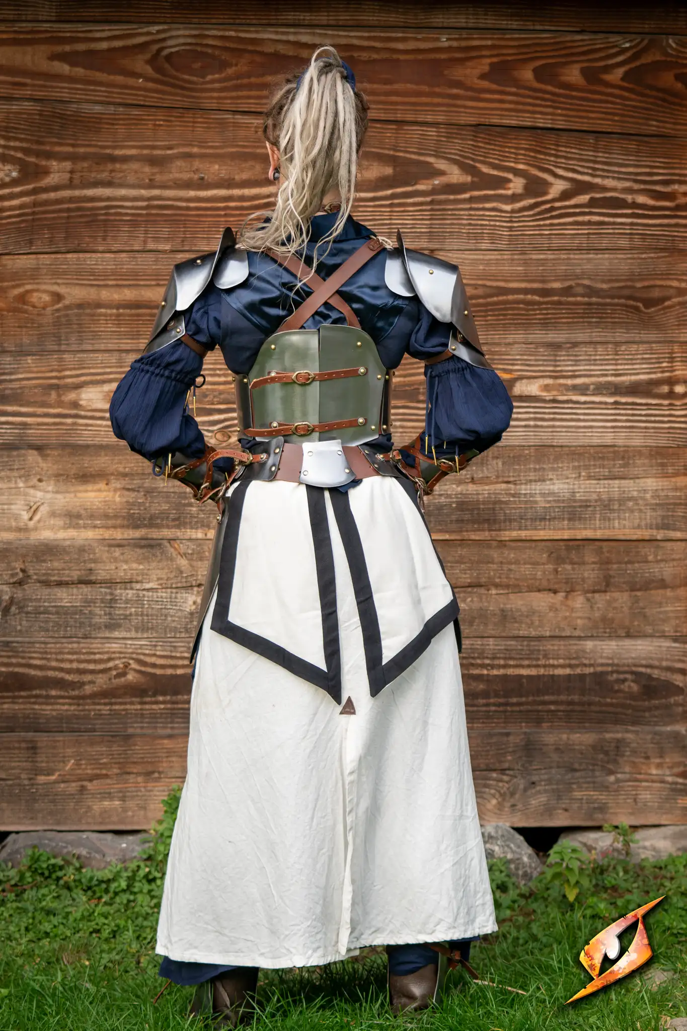 Renegade Complete Armour Set - Feminine - Image 16