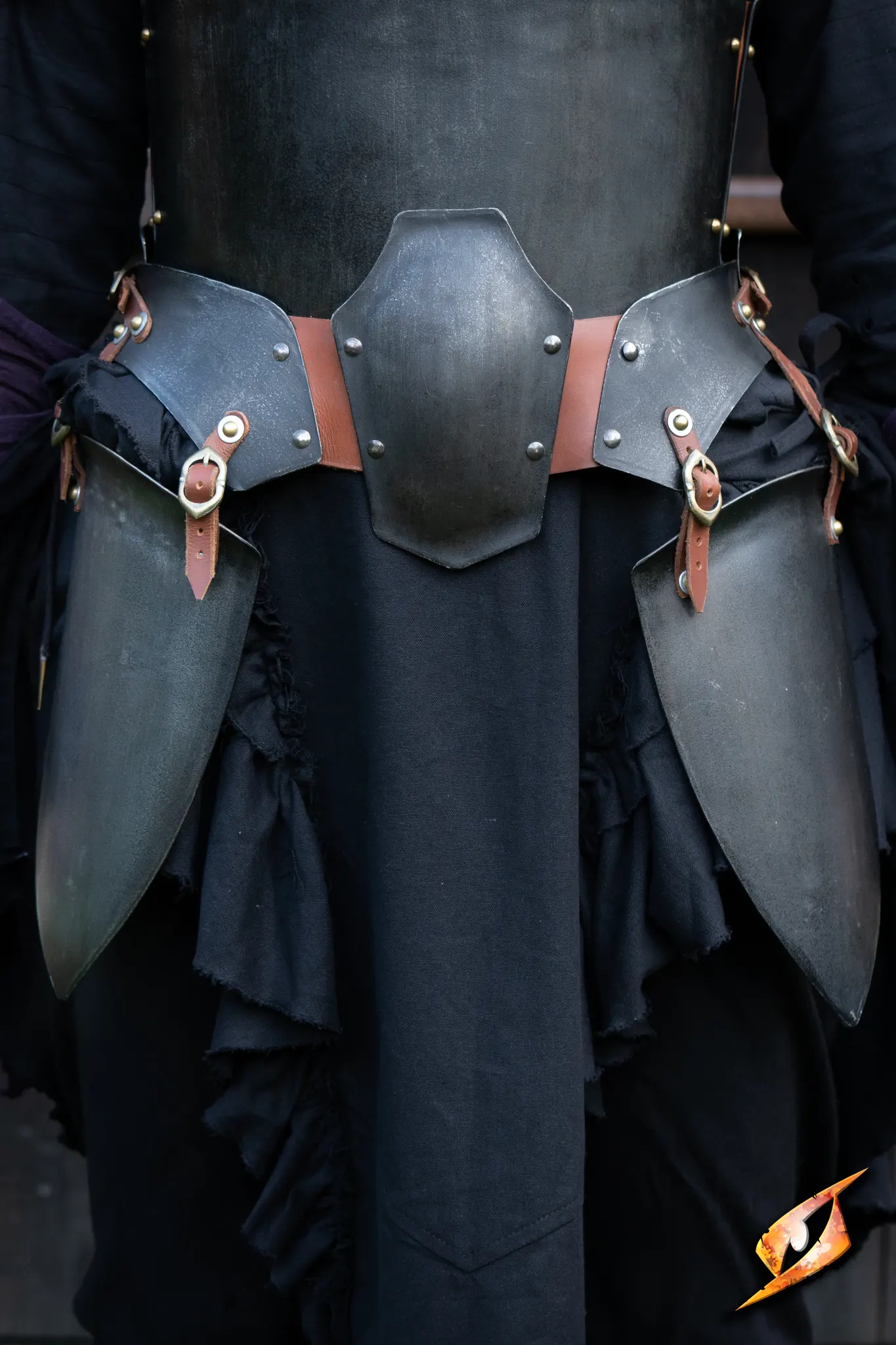 Renegade Complete Armour Set - Feminine - Image 6