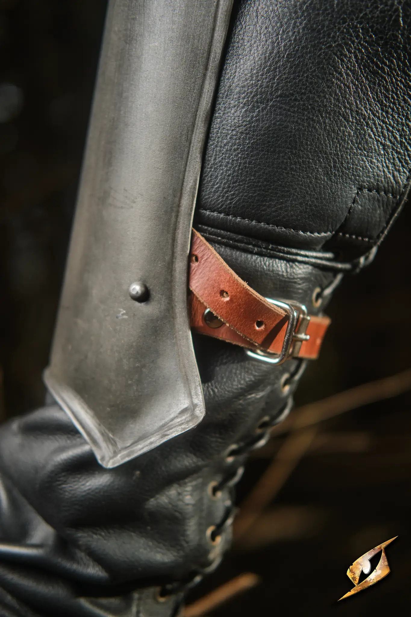 Scout Leg Guard - Image 9