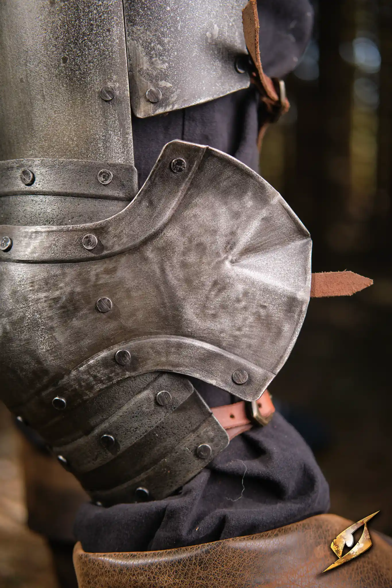 Captain Leg Protection - Image 11