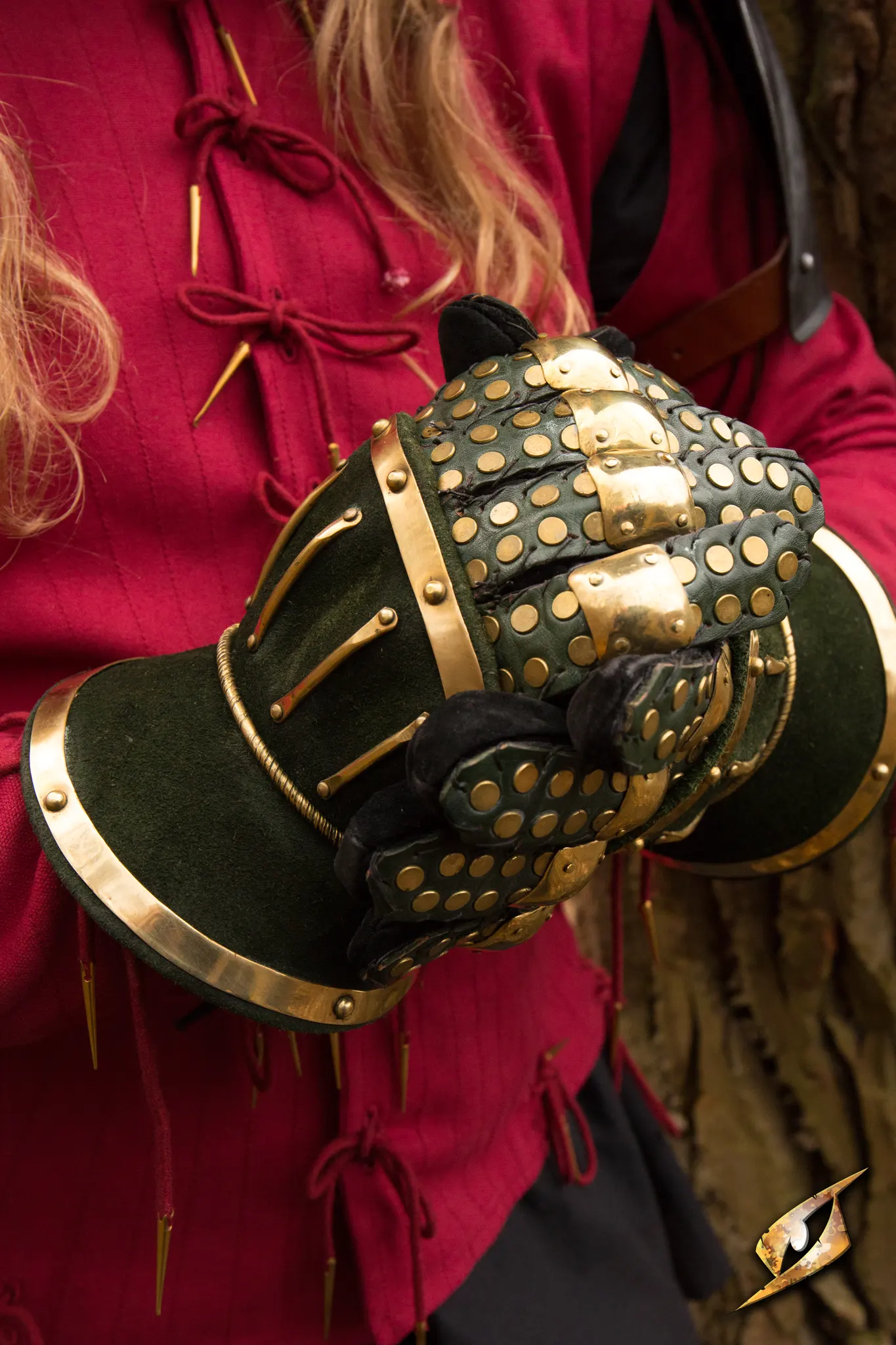 Hourglass Gauntlets - Image 17