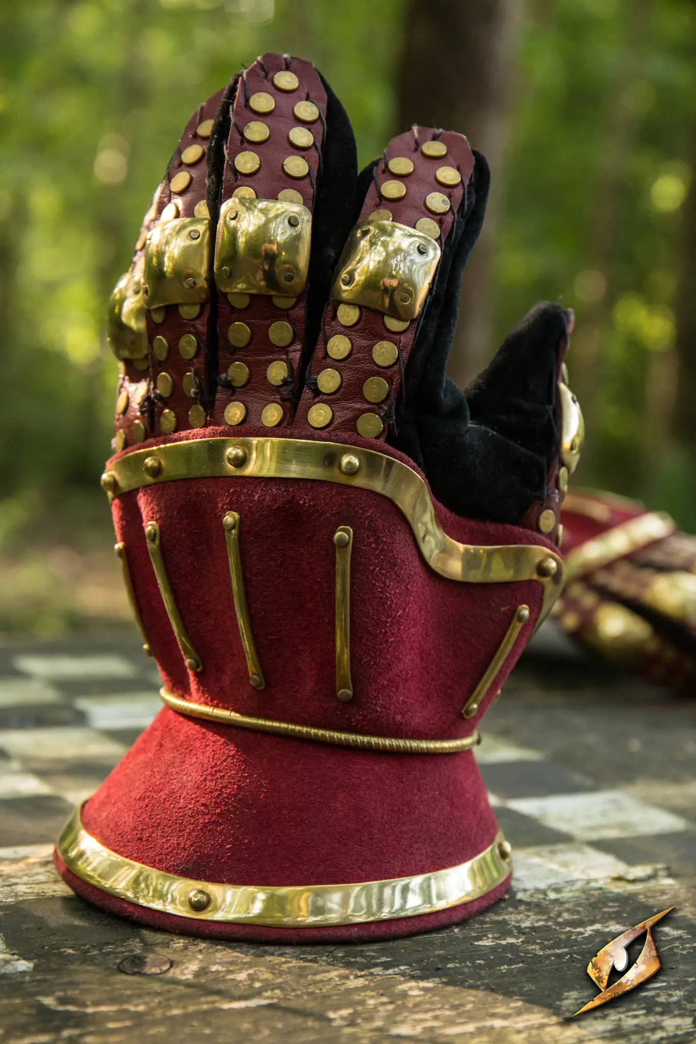 Hourglass Gauntlets - Image 3