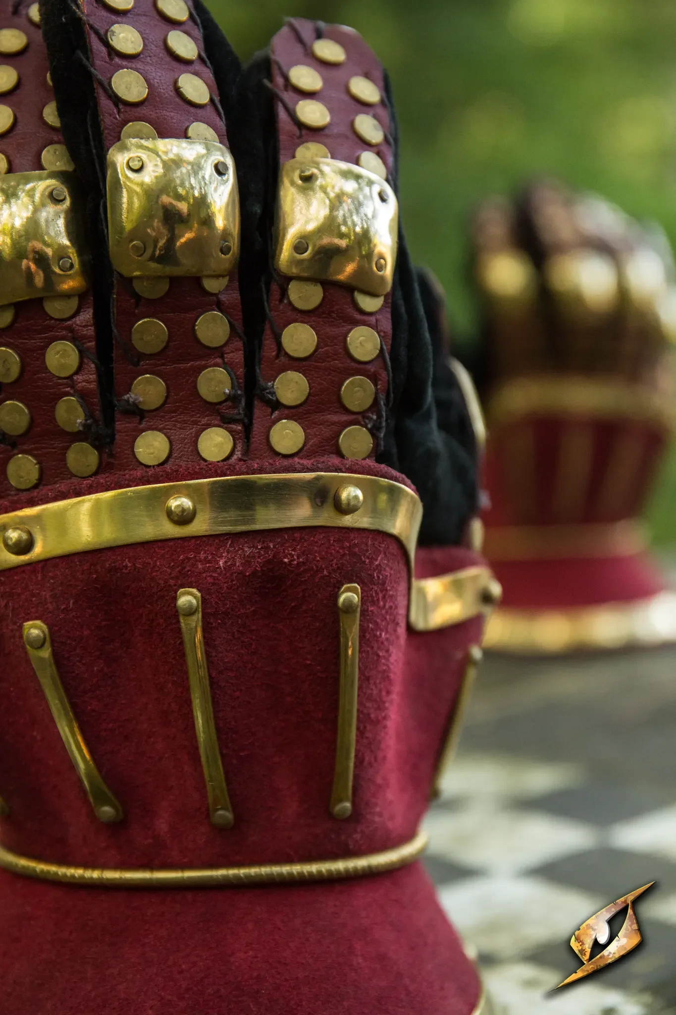 Hourglass Gauntlets - Image 7