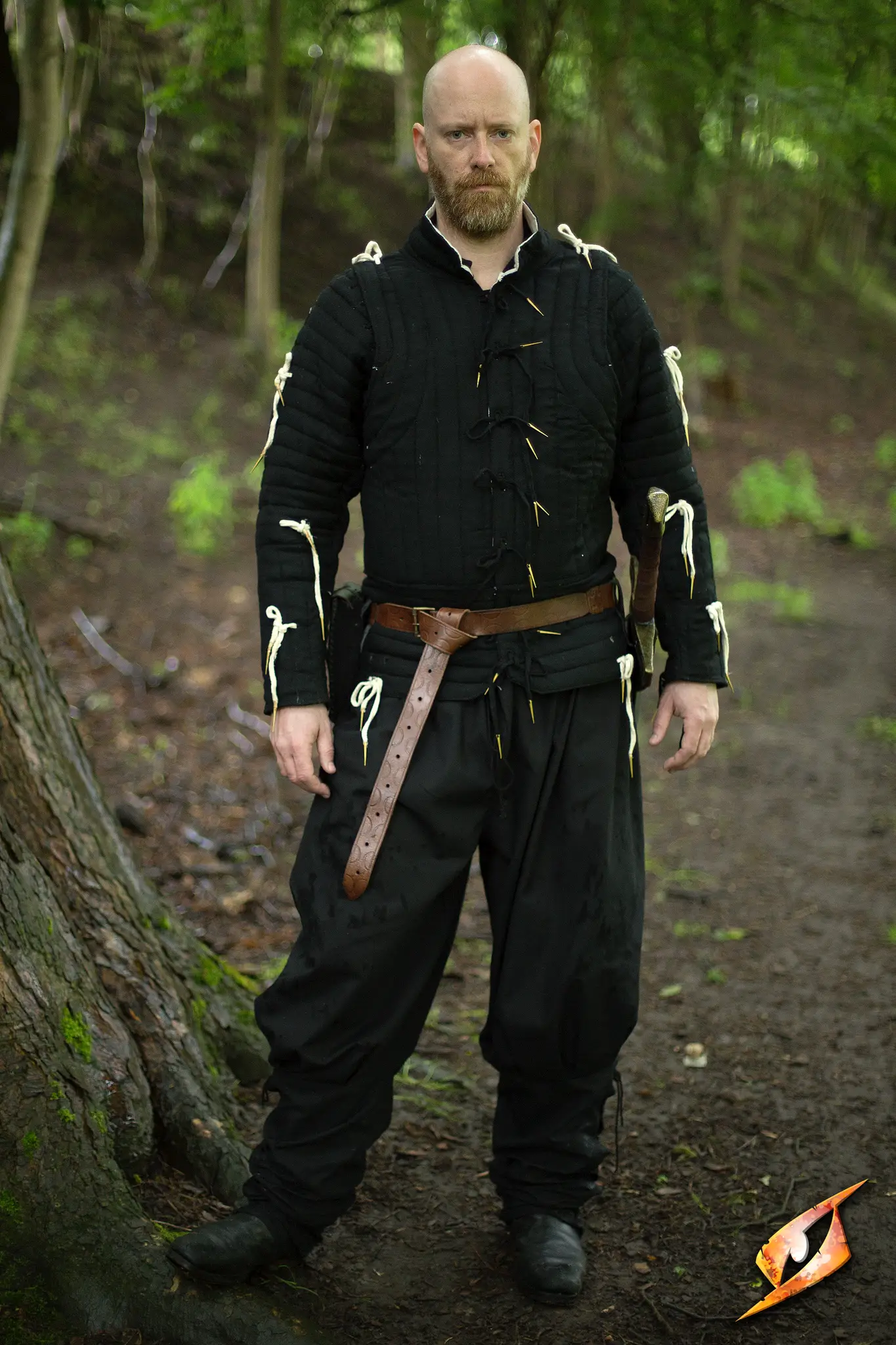 Imperial Gambeson - Image 11