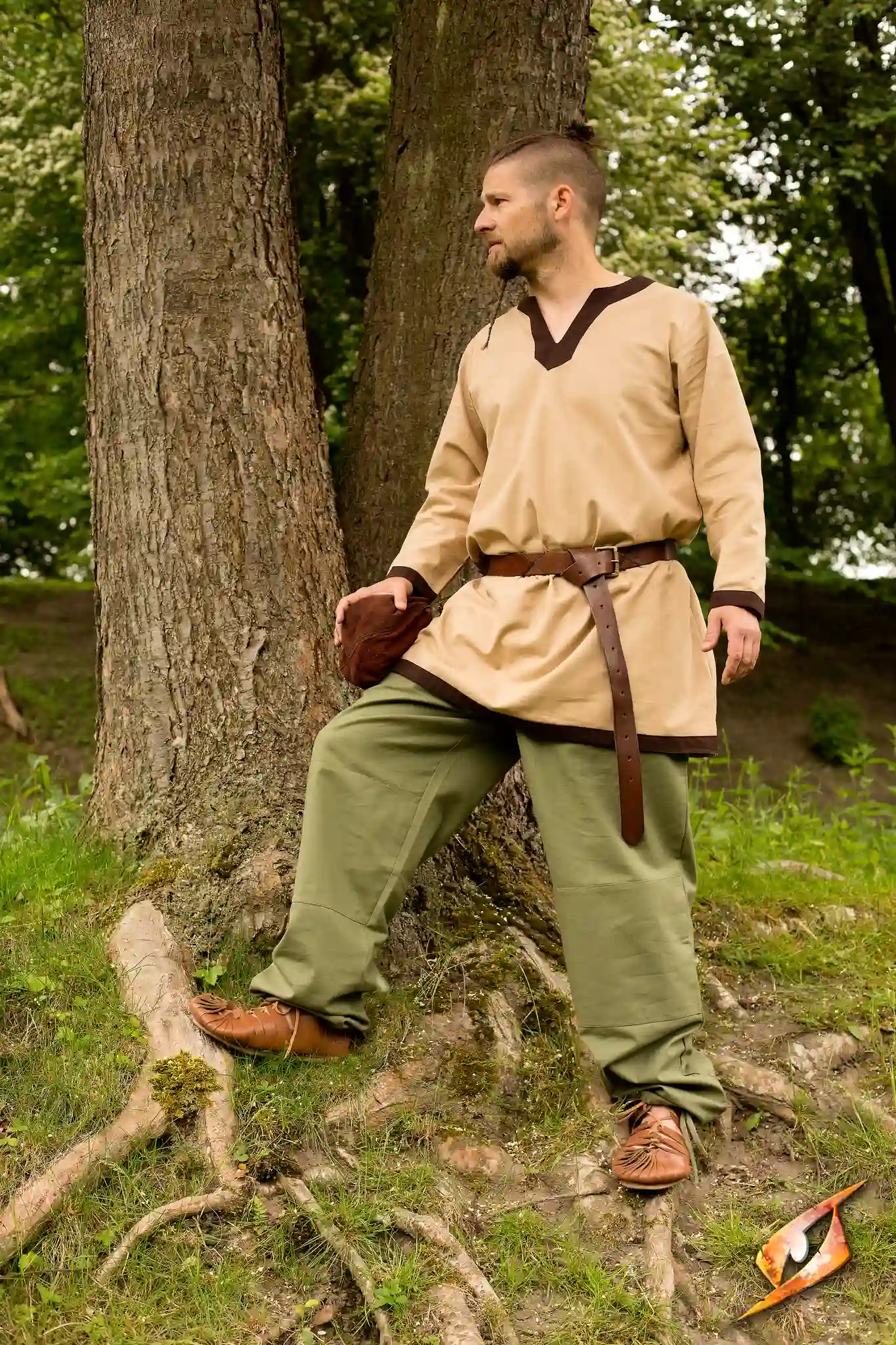 Medieval Tunic Trimmed - Image 10