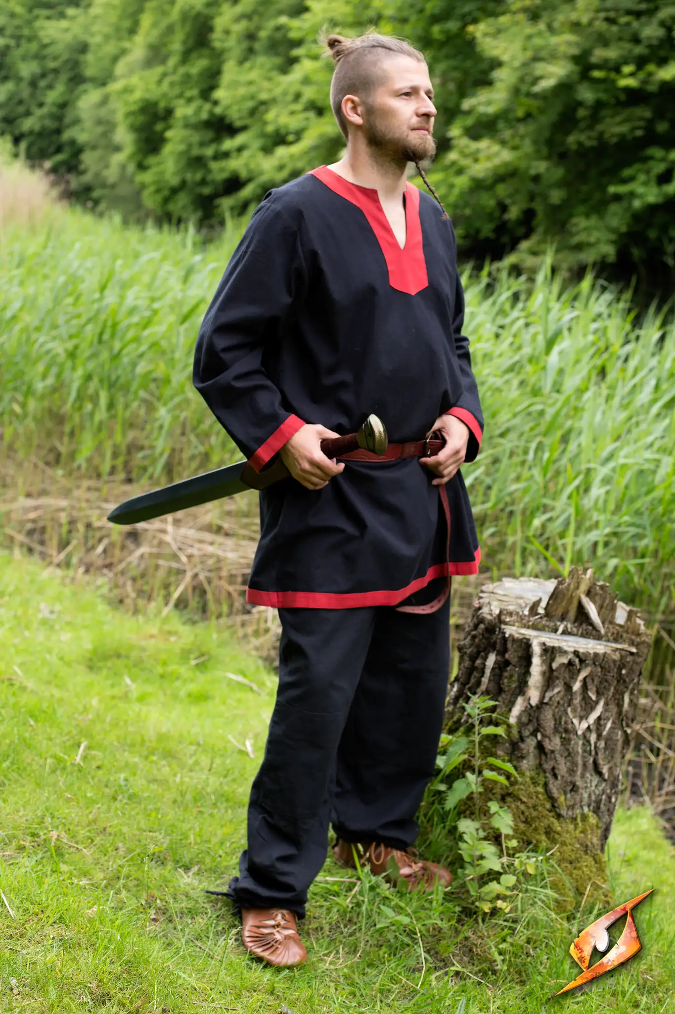 Medieval Tunic Trimmed - Image 12
