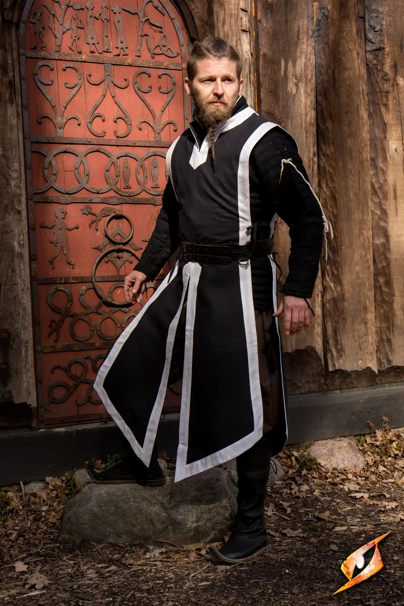Basic Tabard
