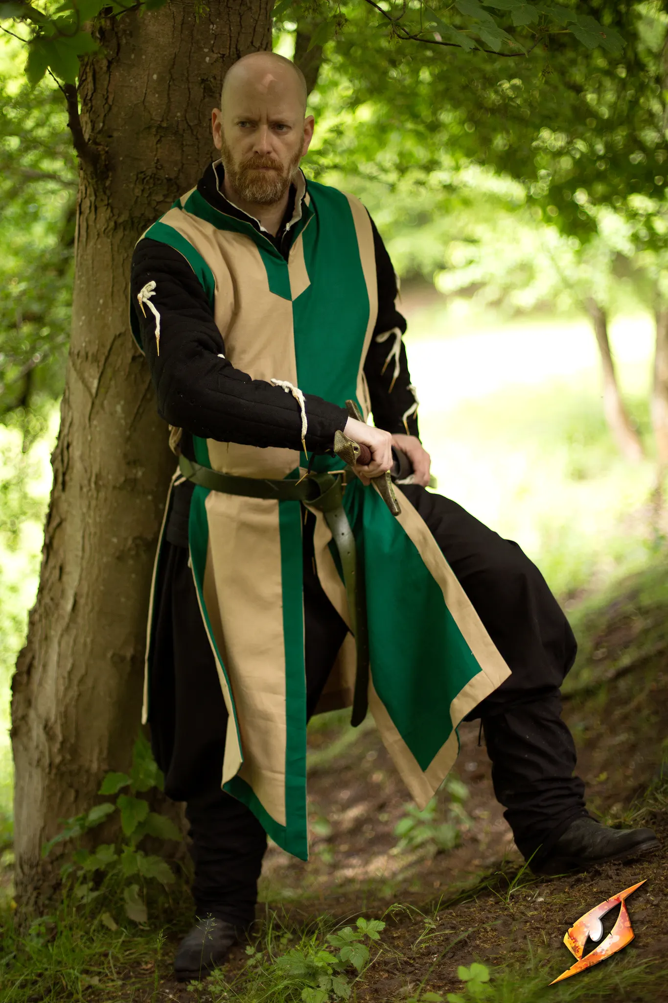 Basic Tabard - Image 27