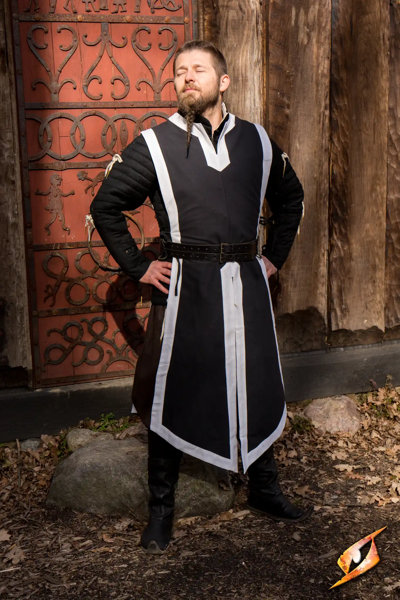 Basic Tabard - Image 29