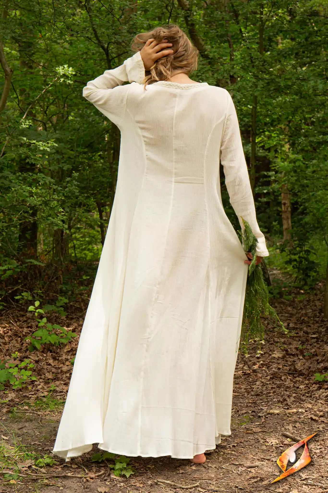 Shift Isobel - Image 2