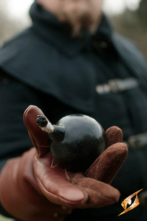 Hand Bomb - Image 7