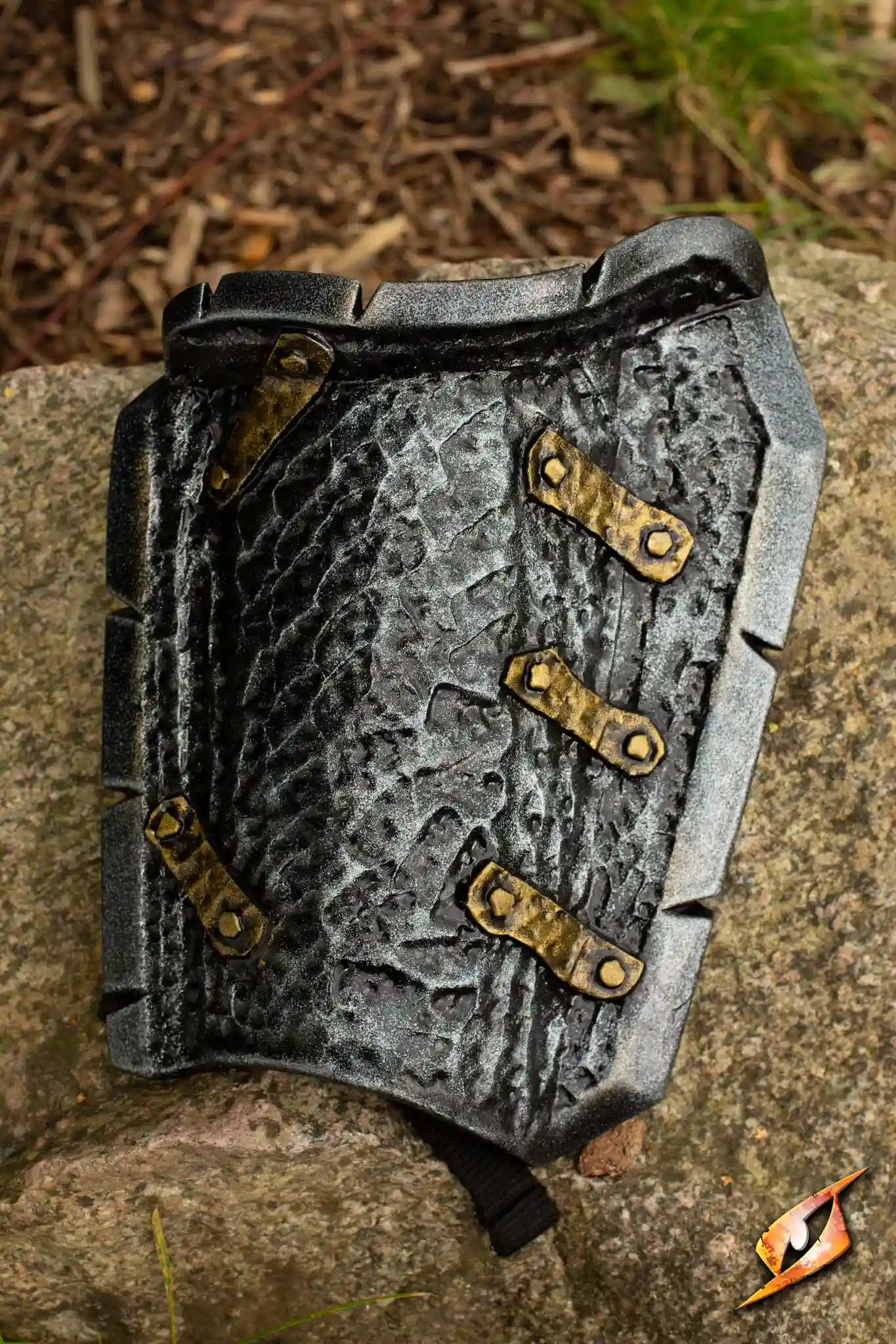 Orc Buckler 38x25 cm - Image 4