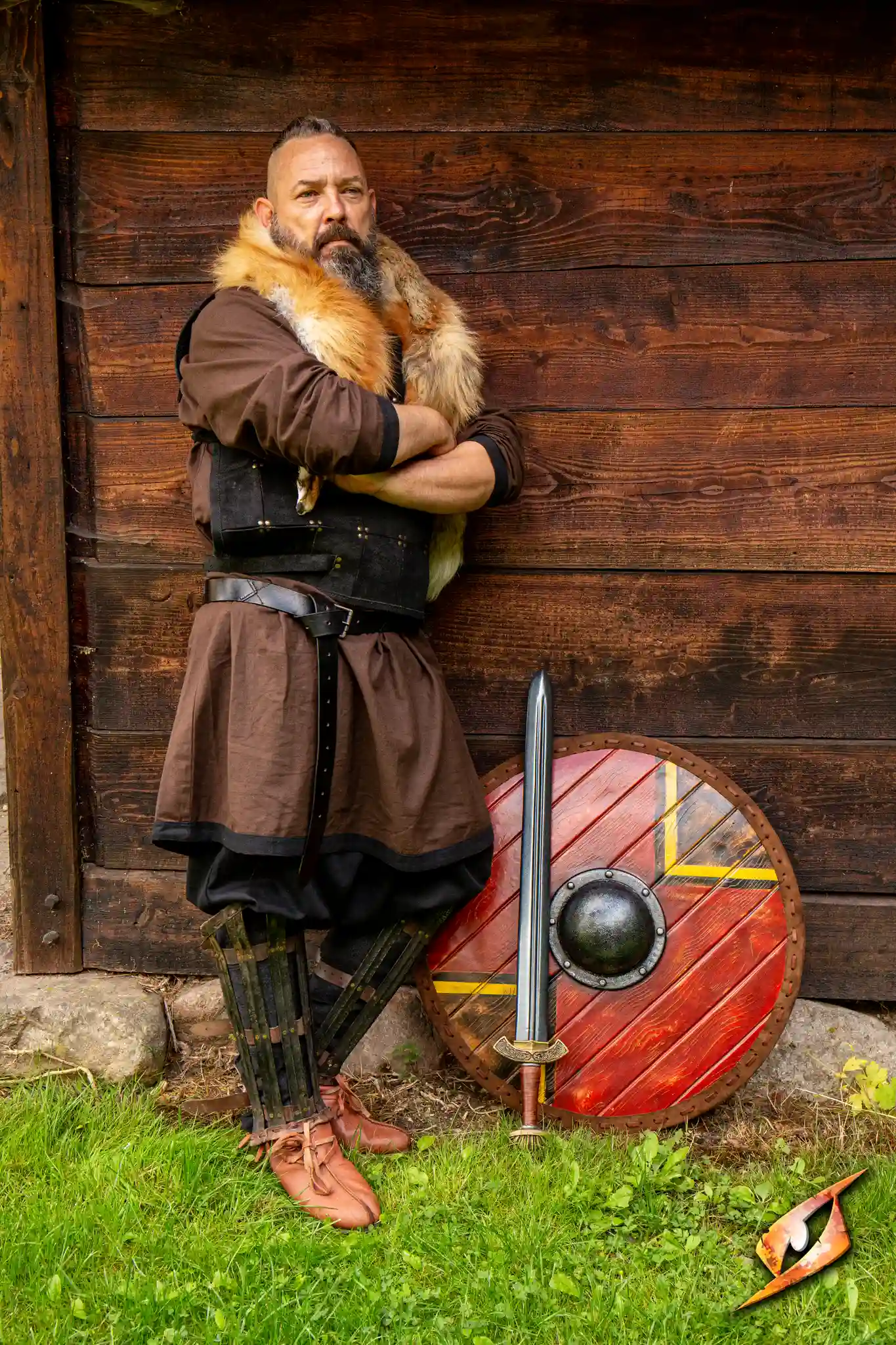 Thegn Shield - Image 11