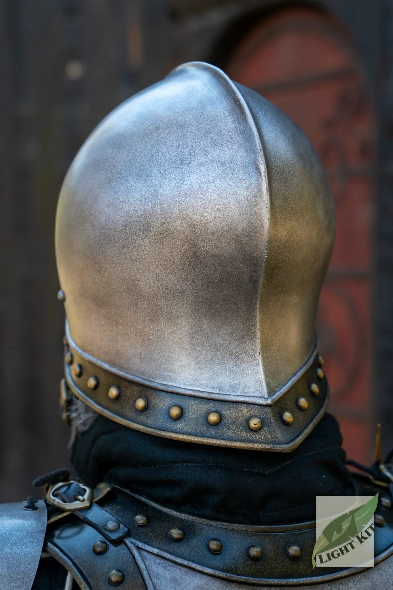 Knightly Helmet - Image 4