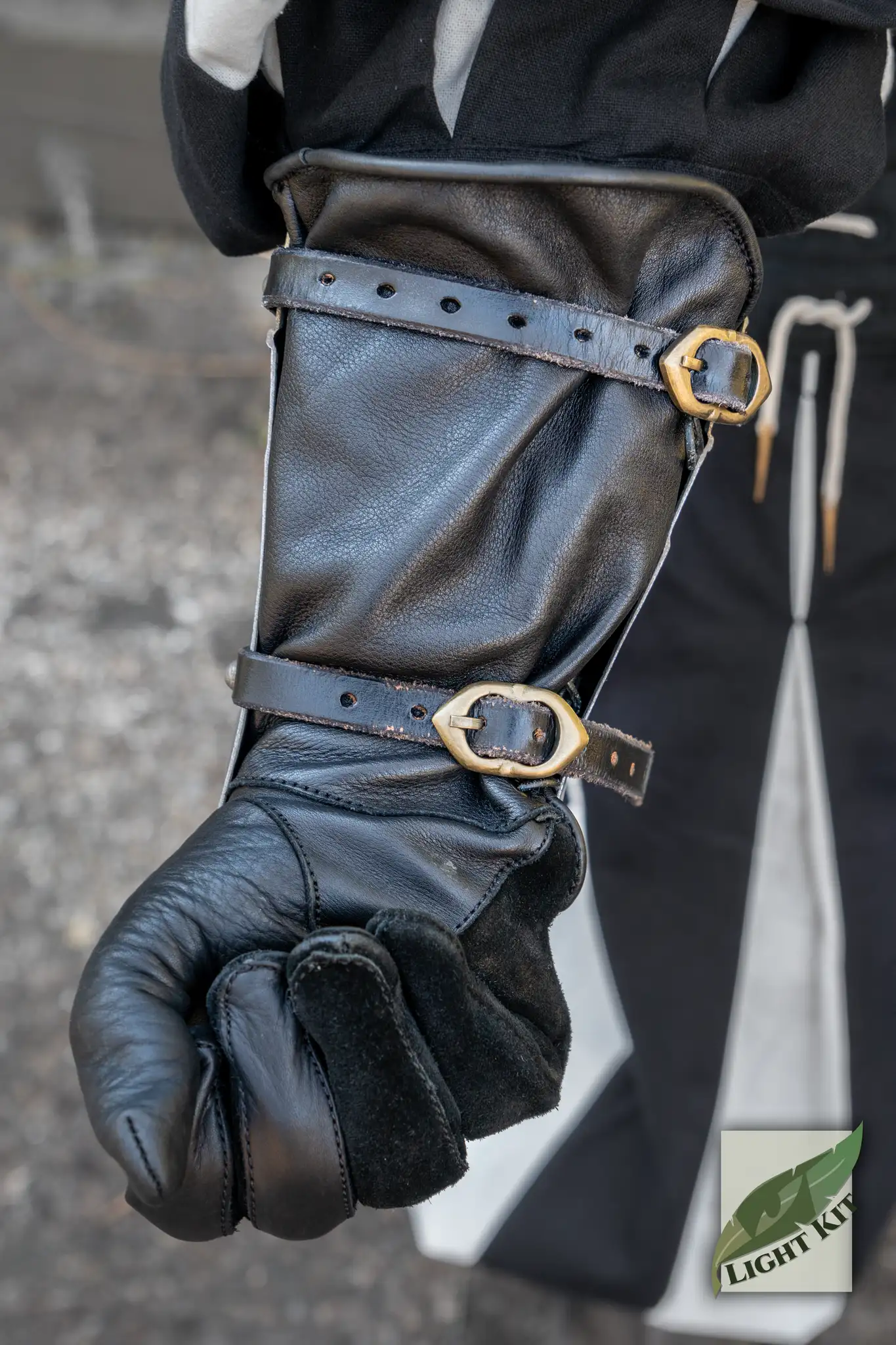 Knightly Bracers - Image 6