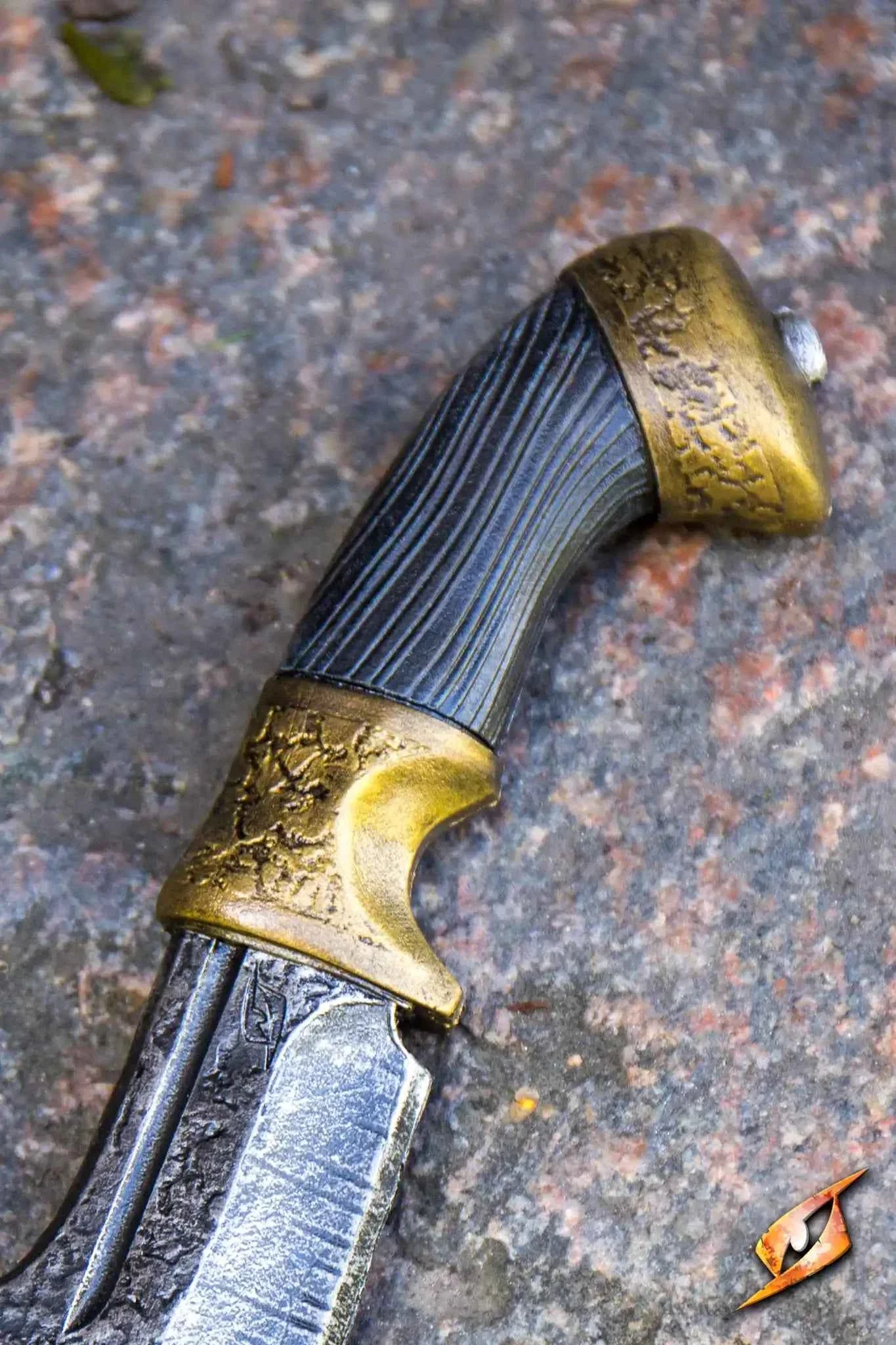 Hunters Knife - Image 4