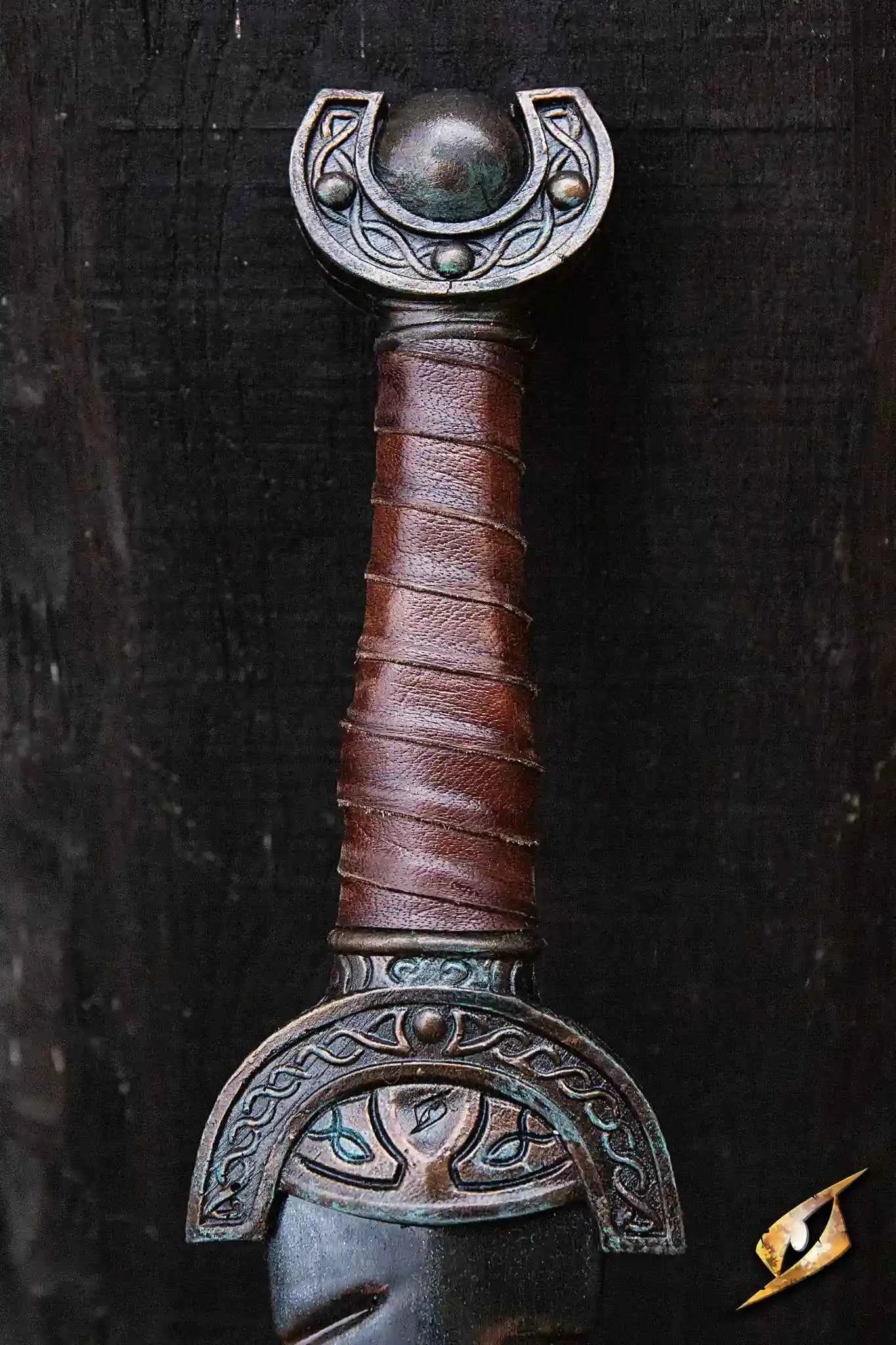 Battleworn Celtic Leaf Sword - Image 12