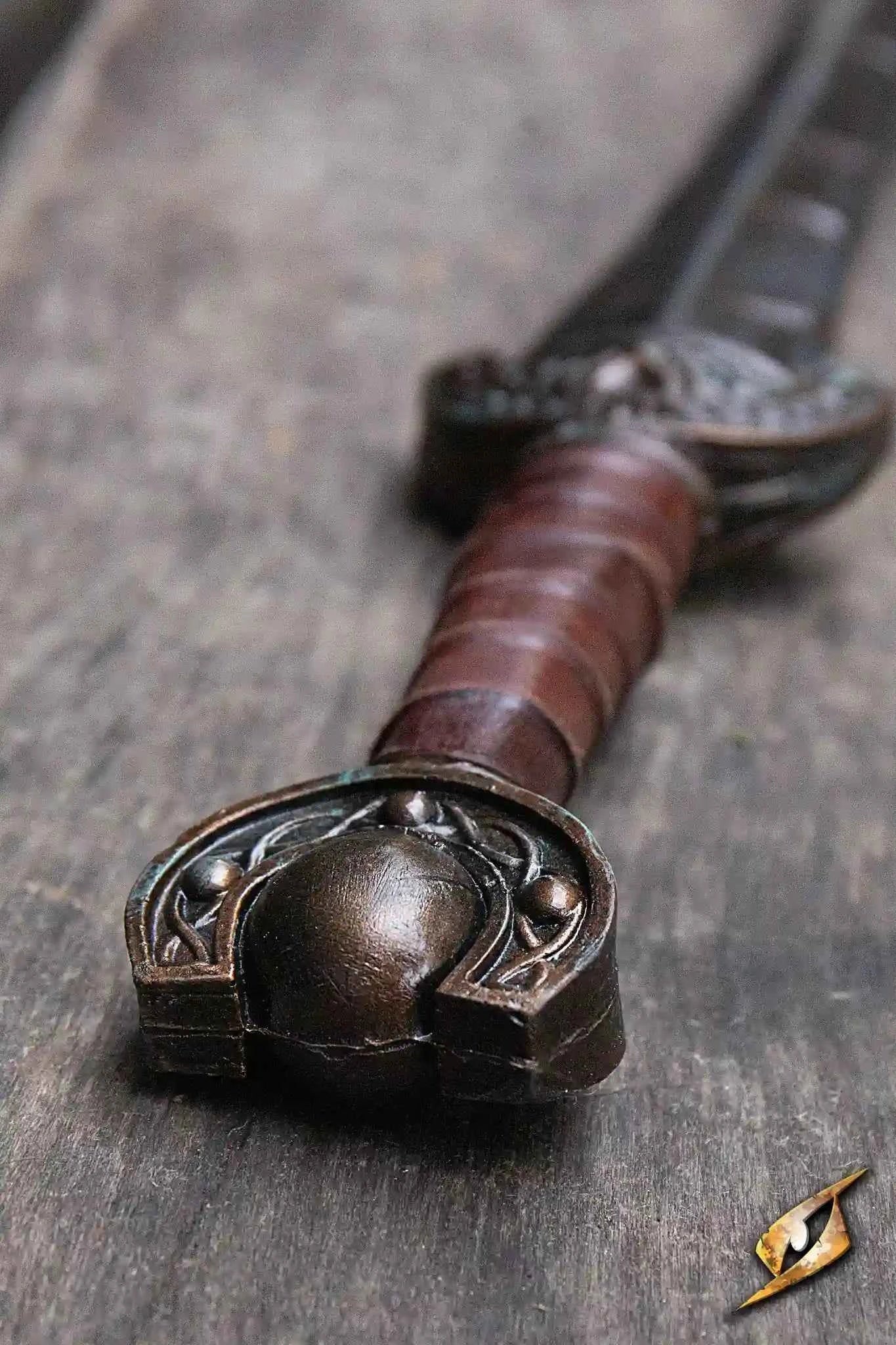 Battleworn Celtic Leaf Sword - Image 15