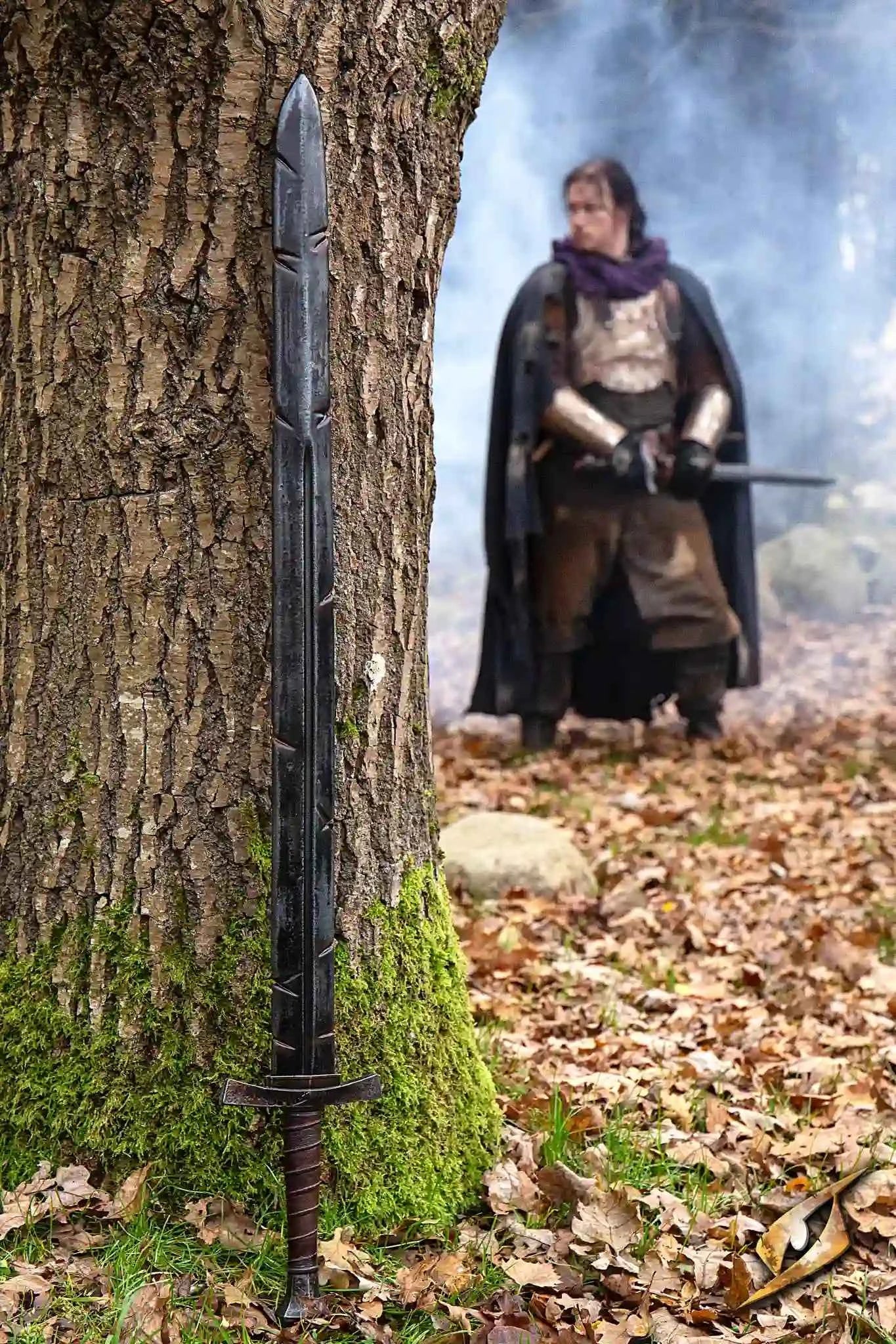 Battleworn Footman Sword - Image 12