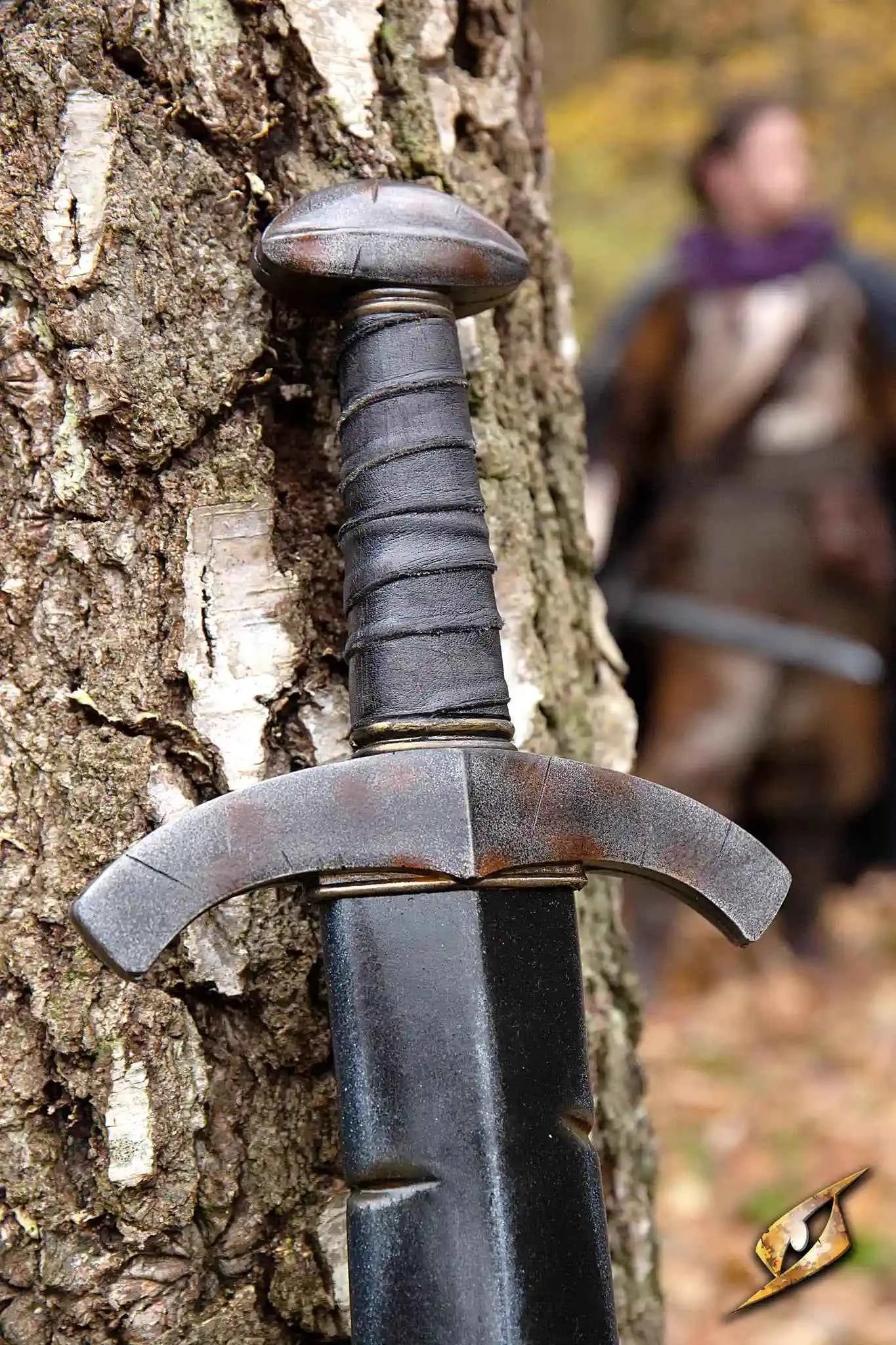 Battleworn Squire Sword - Image 5