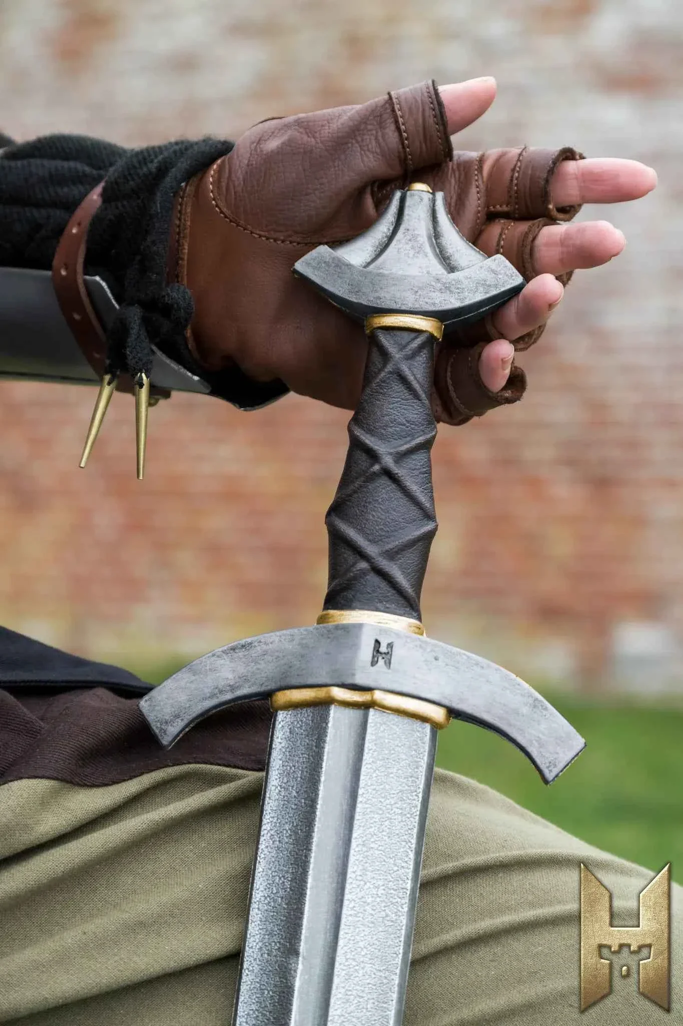 Arming Sword - Image 12