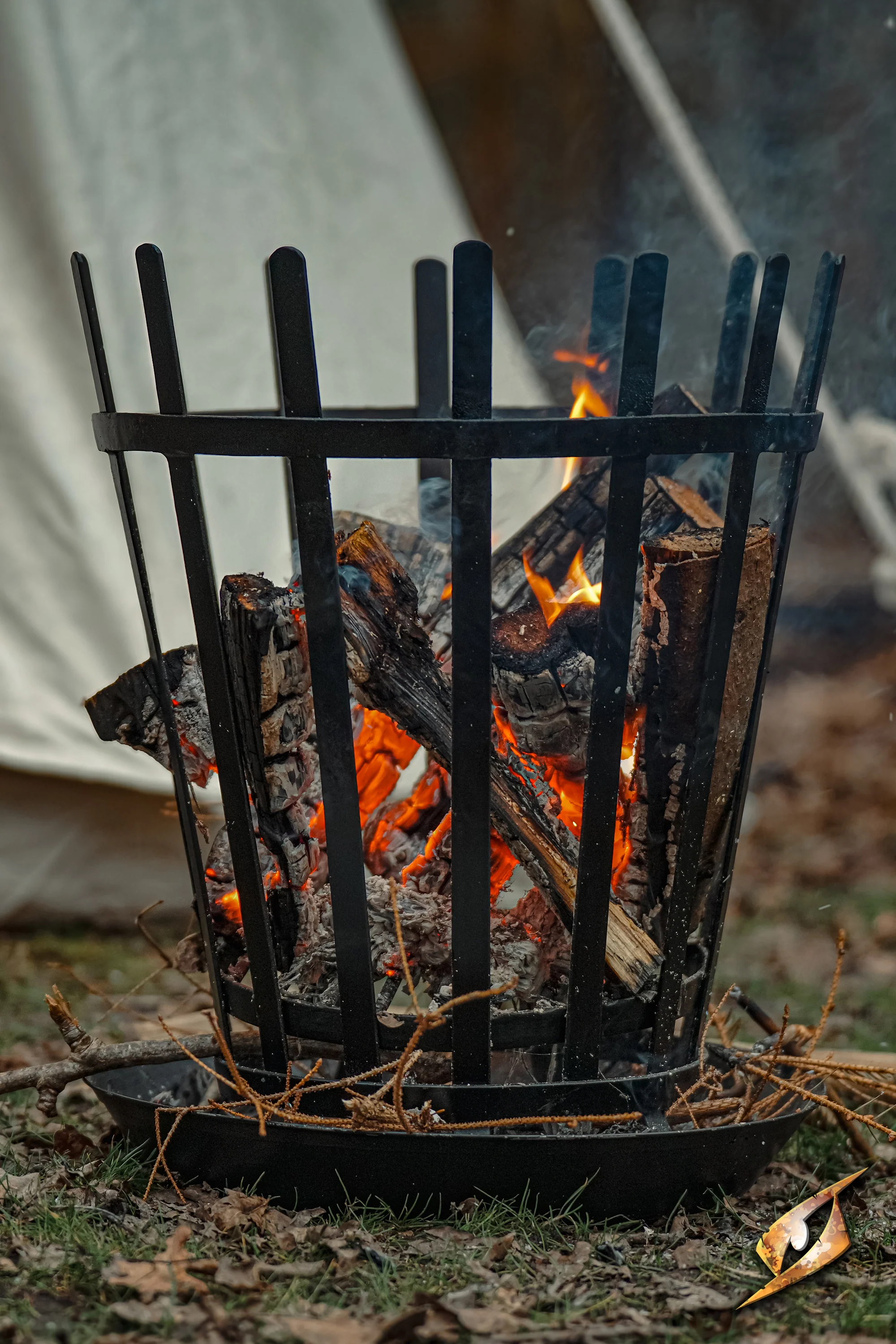 Camp Warmer W. Metal Tray - Roman - Image 7