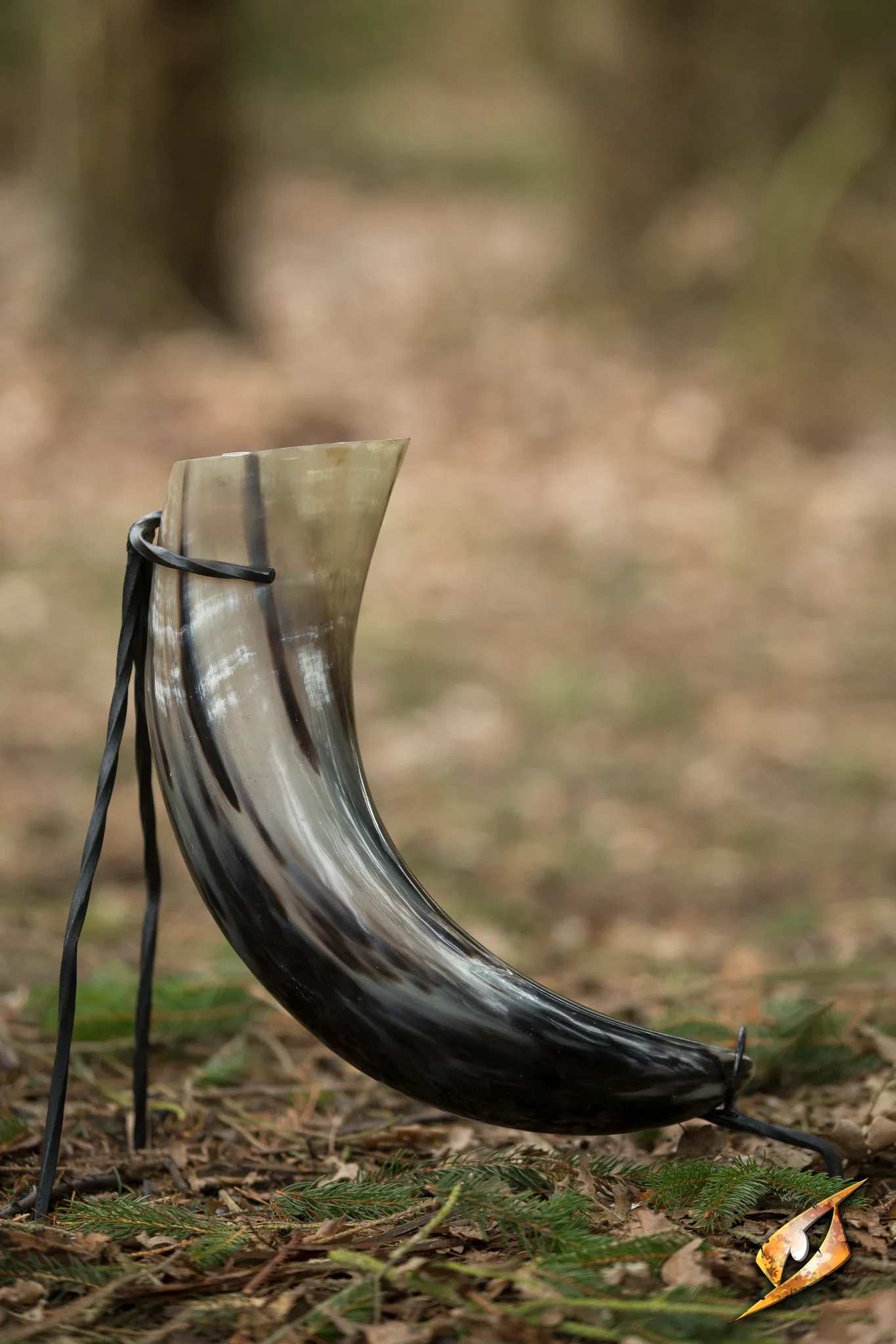 Horn of Jotunheim 1,5 L with Stand - Image 3